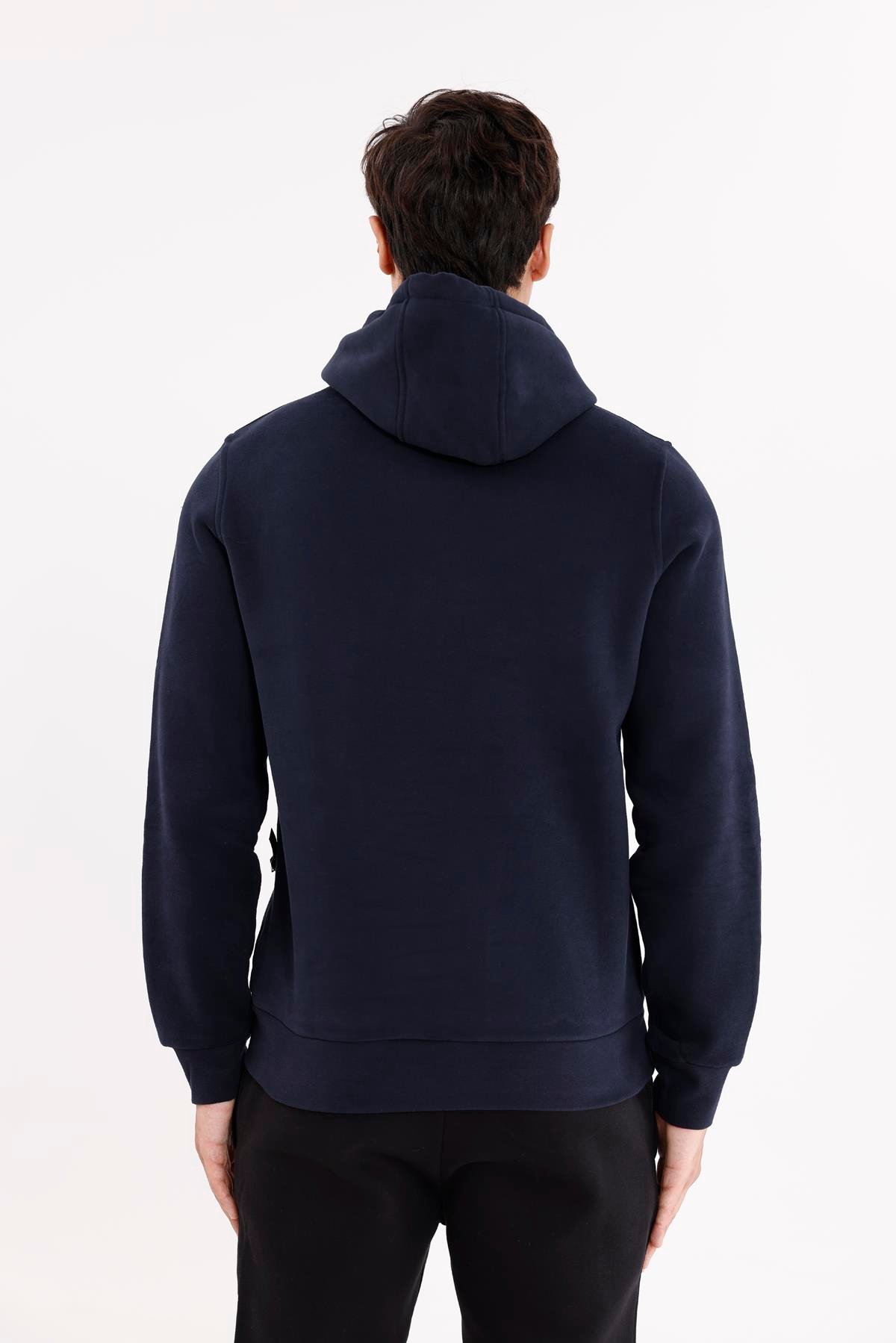 Rahat Kalıp Yumuşak İç Yüzeyli Kordonlu Kapüşonlu Sweatshirt