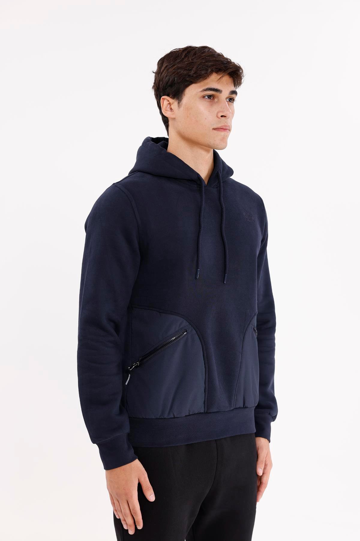 Rahat Kalıp Yumuşak İç Yüzeyli Kordonlu Kapüşonlu Sweatshirt