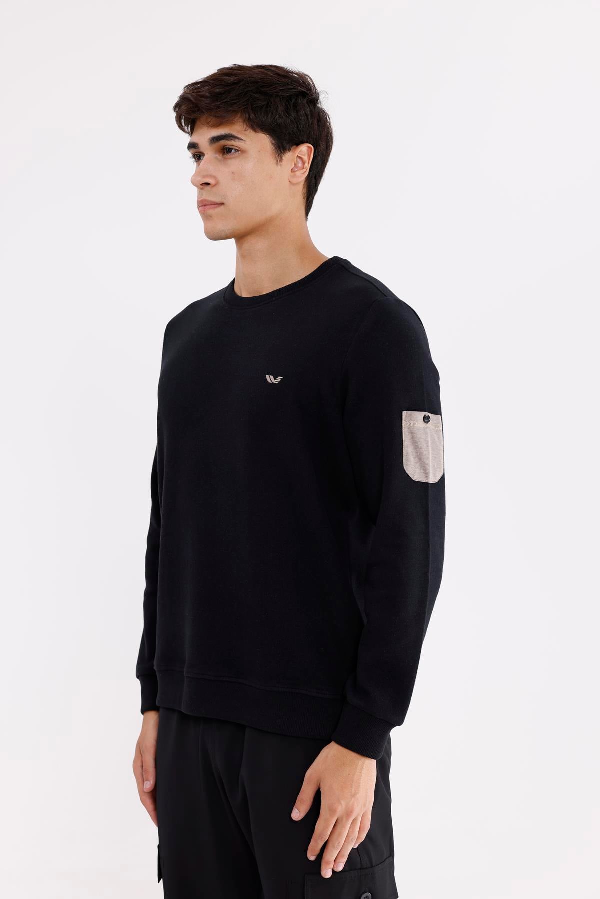 Selanik Dokulu Yumuşak Tutuşlu Rahat Kalıp Sade Tasarım Uzun Kollu Sweatshirt