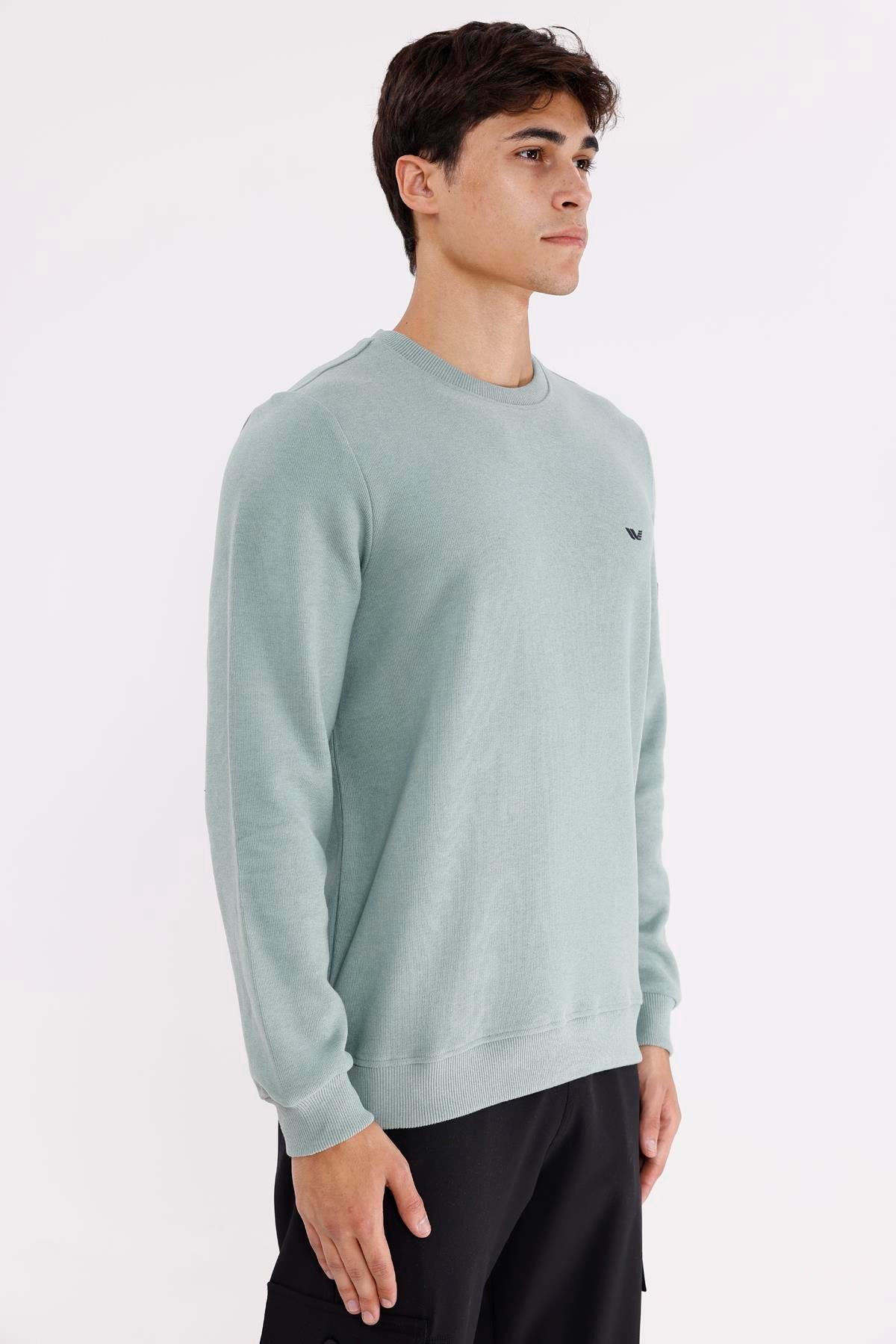 Selanik Dokulu Yumuşak Tutuşlu Rahat Kalıp Sade Tasarım Uzun Kollu Sweatshirt