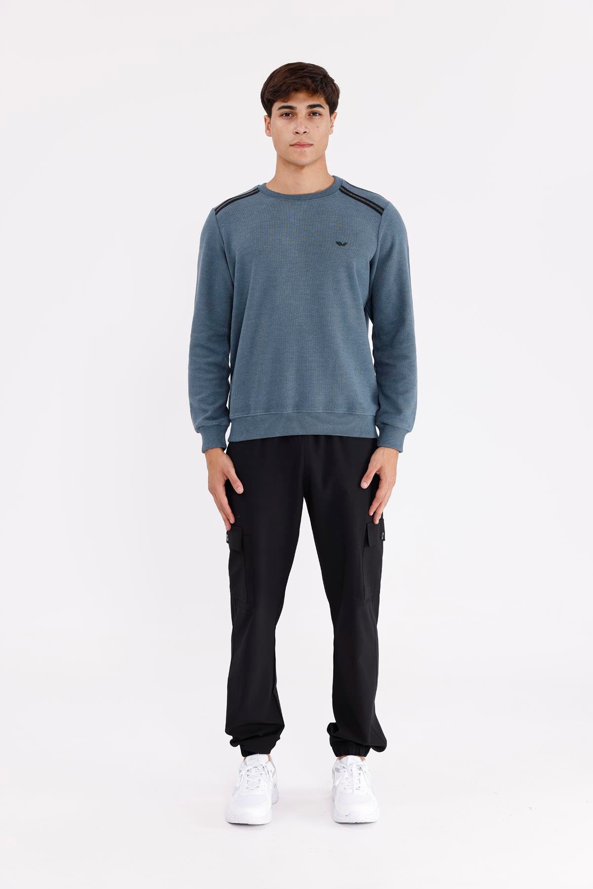 Selanik Kumaş Yapılı Esnek Manşetli Konforlu Rahat Kesim Sweatshirt