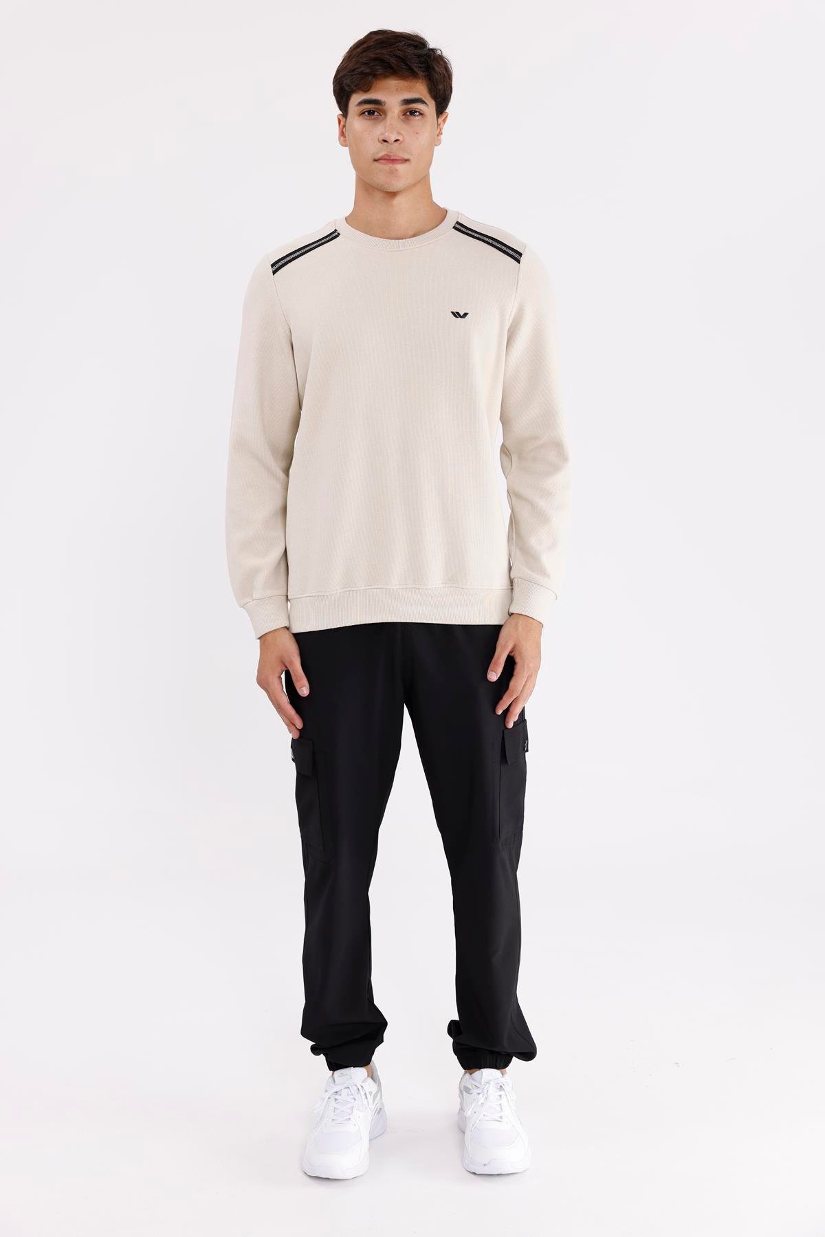 Selanik Kumaş Yapılı Esnek Manşetli Konforlu Rahat Kesim Sweatshirt
