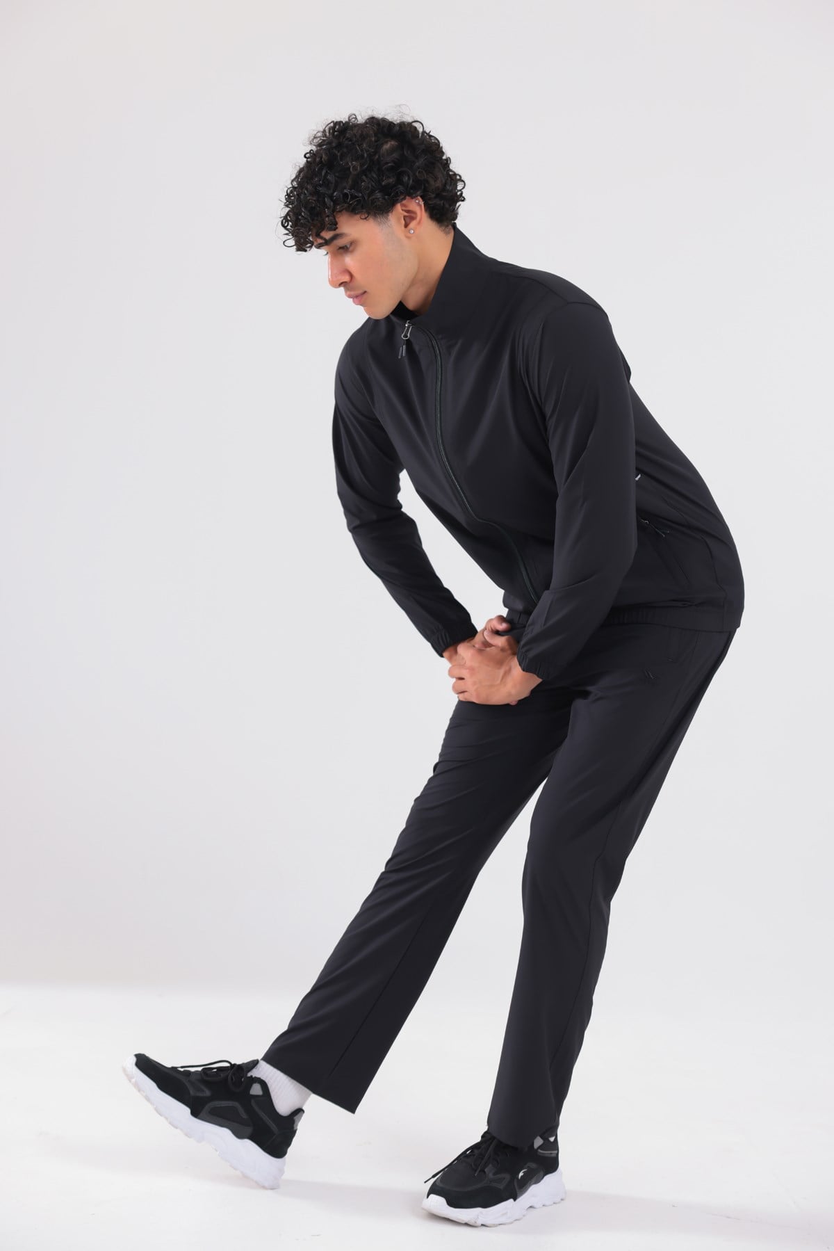 Stretch Dokulu Dik Yakalı Fermuarlı Erkek Eşofman Takımı