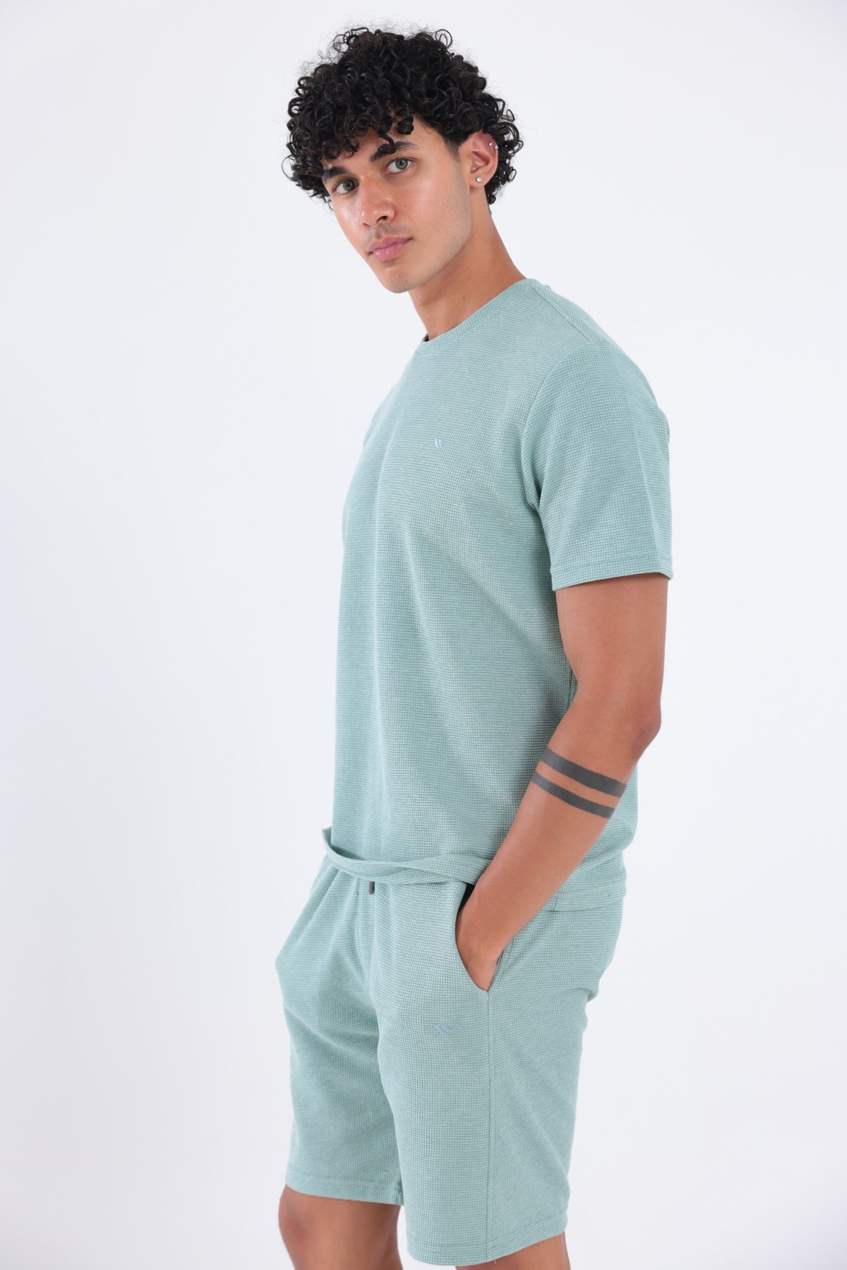 Waffle Dokulu Nakış Logo Detaylı Oversize Erkek T-Shirt
