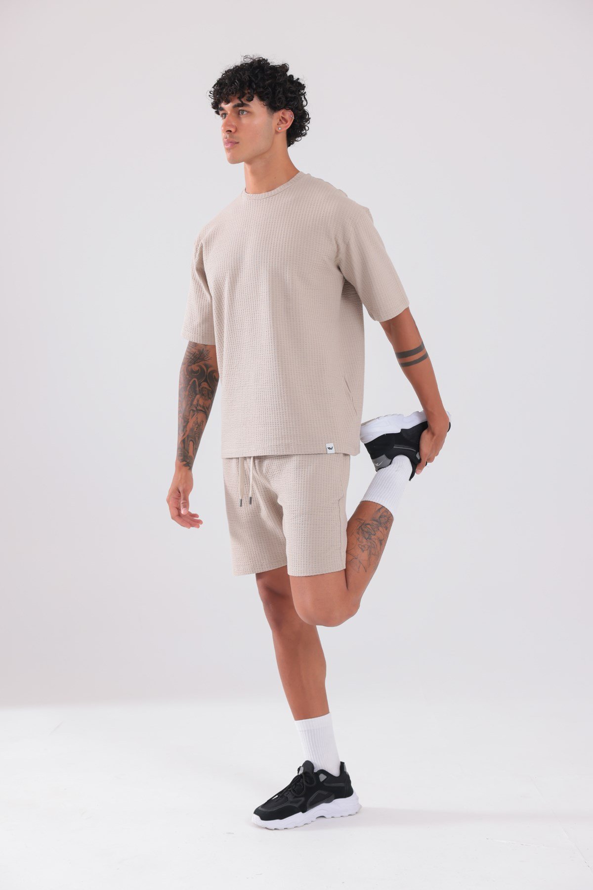 Waffle Dokulu Oversize T-Shirt ve Şort Erkek Takım