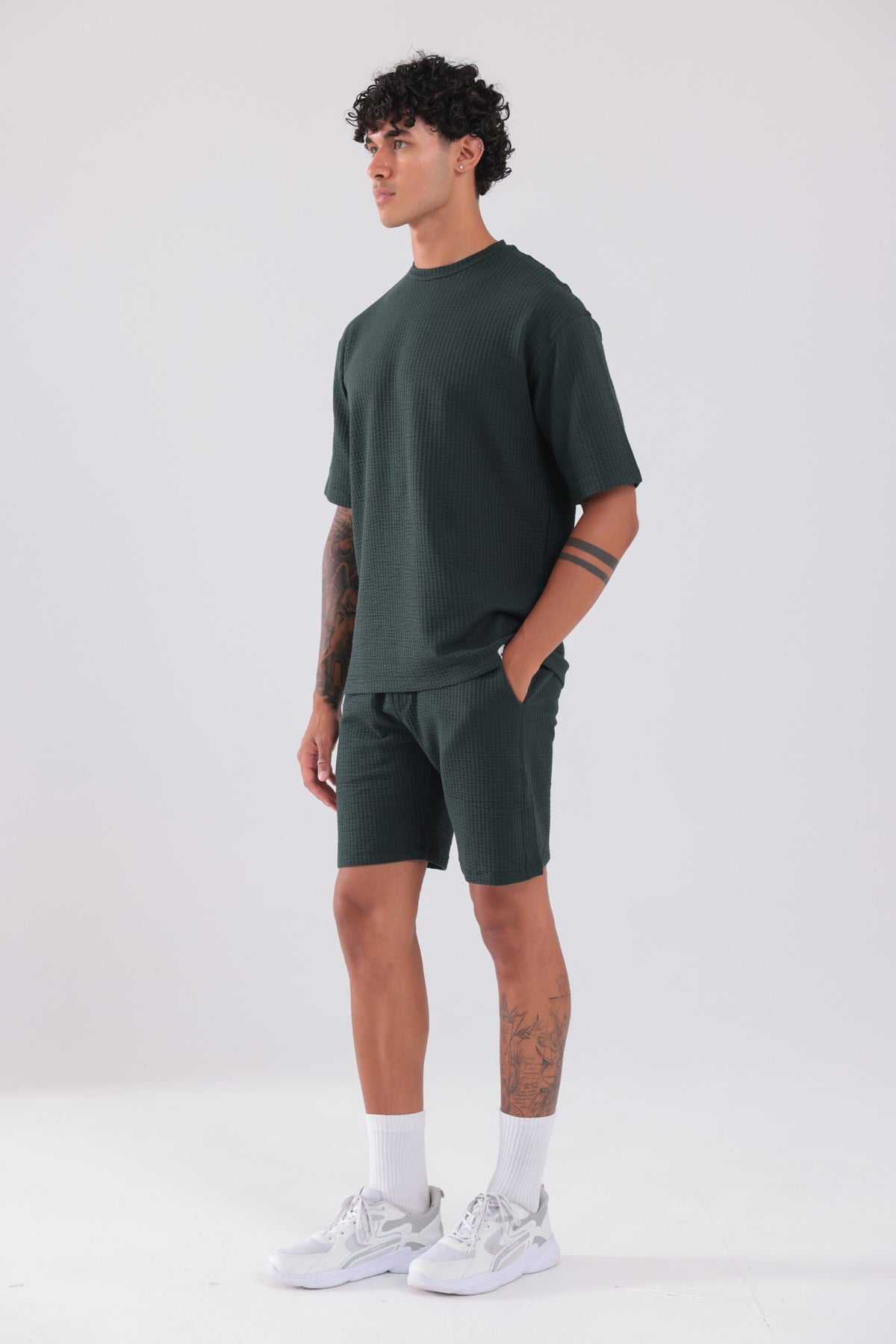 Waffle Dokulu Oversize T-Shirt ve Şort Erkek Takım