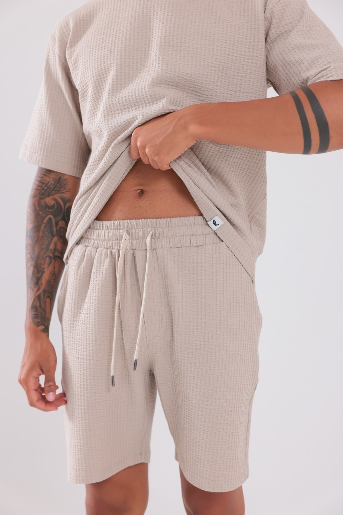 Waffle Dokulu Oversize T-Shirt ve Şort Erkek Takım