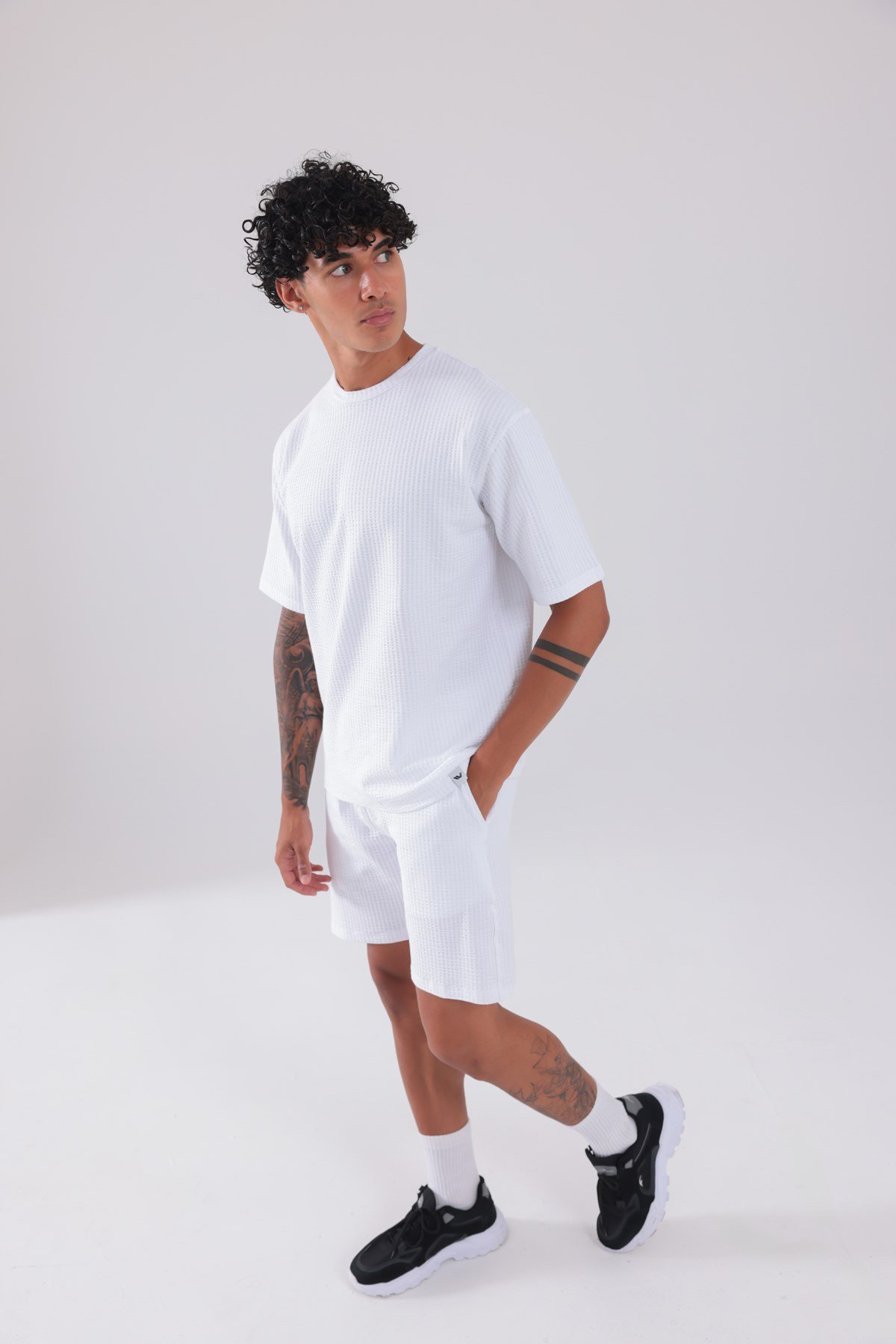 Waffle Dokulu Oversize T-Shirt ve Şort Erkek Takım