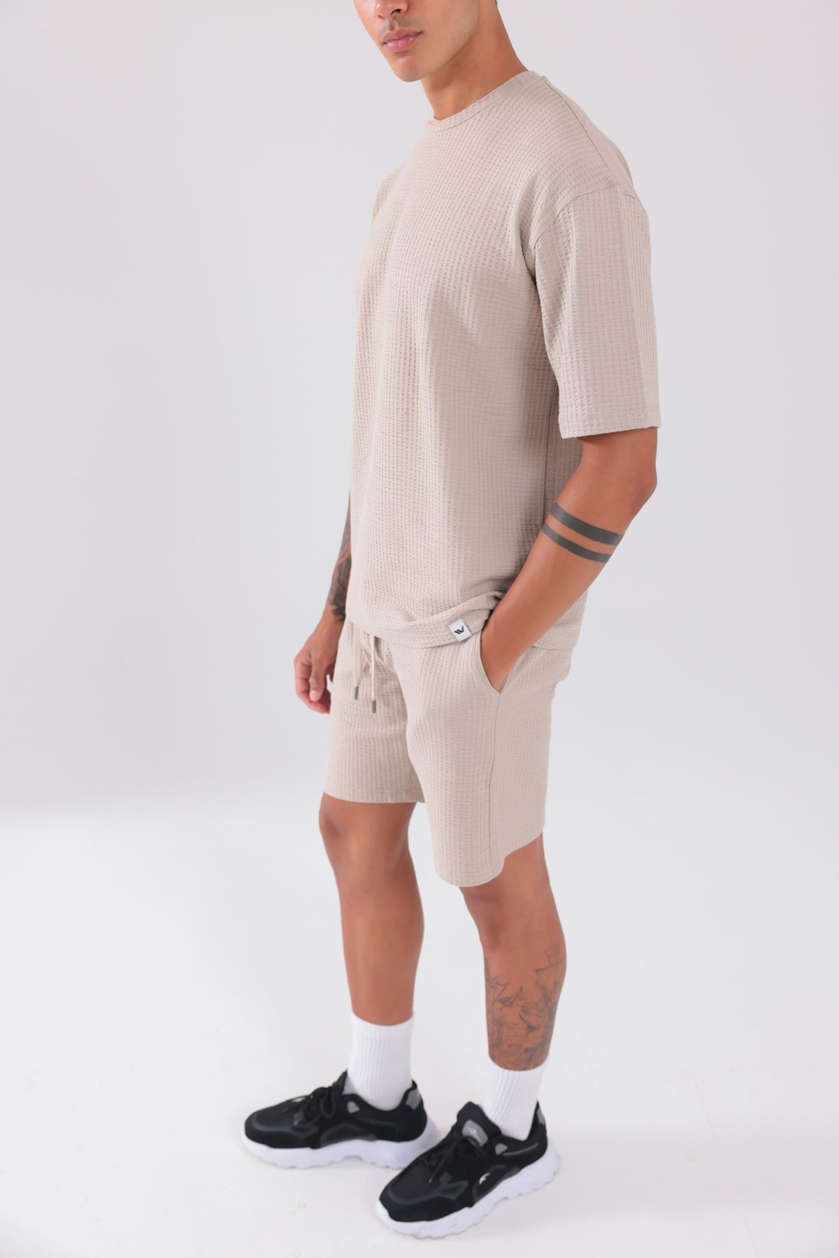 Waffle Dokulu Oversize T-Shirt ve Şort Erkek Takım