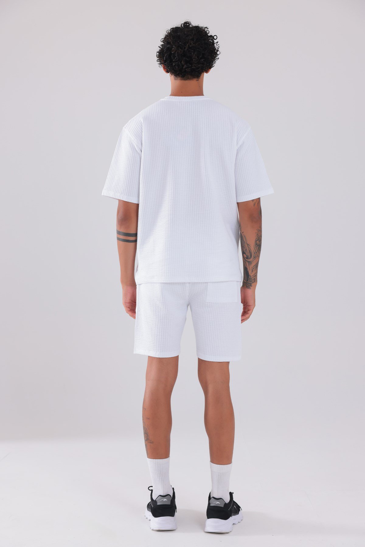 Waffle Dokulu Oversize T-Shirt ve Şort Erkek Takım