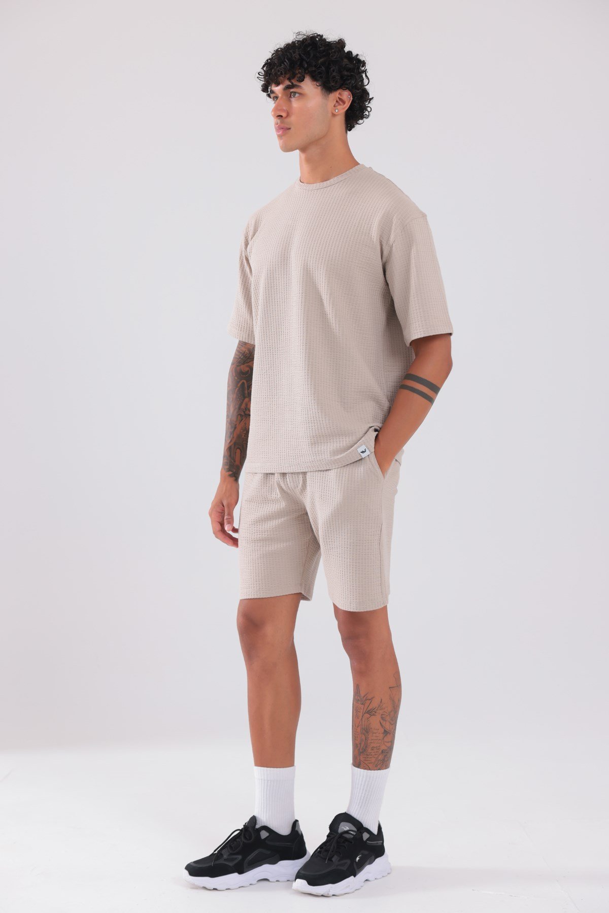 Waffle Dokulu Oversize T-Shirt ve Şort Erkek Takım