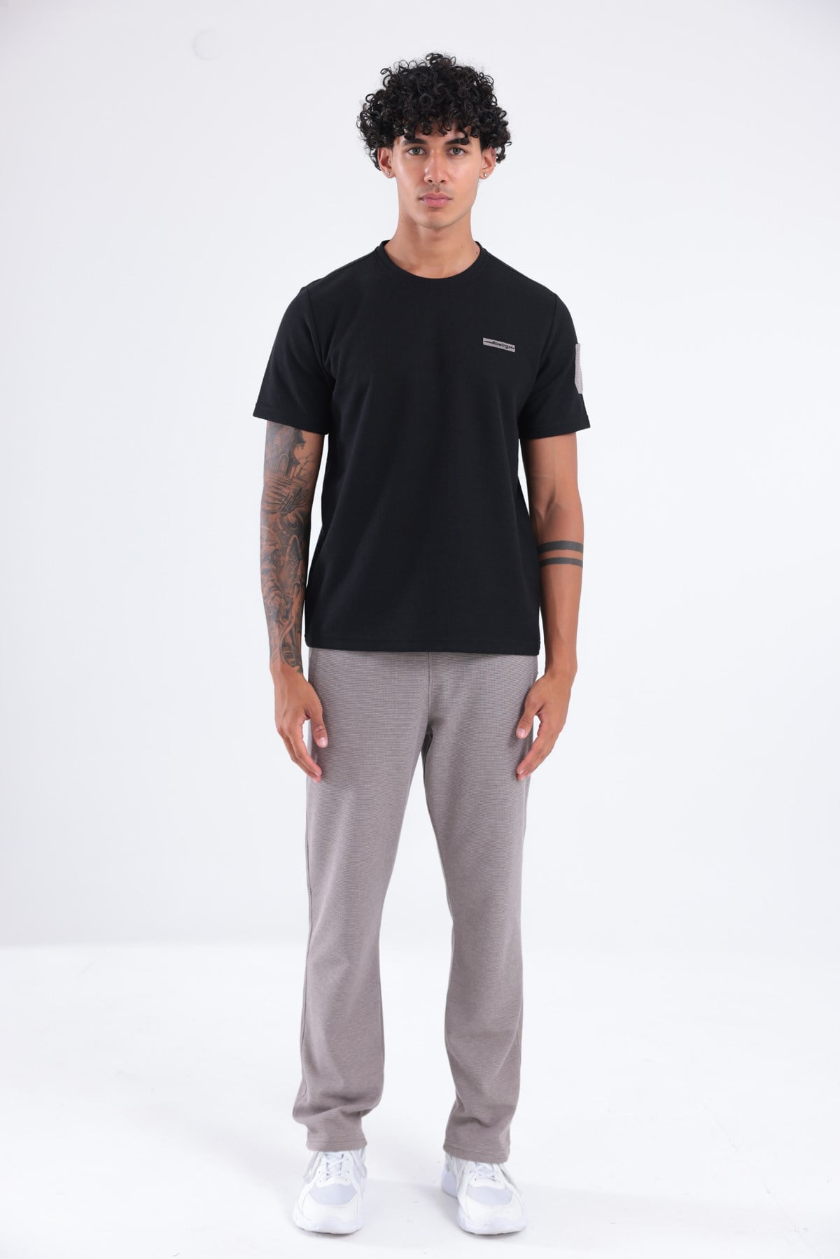 Waffle Örgü Dokulu Göğüs Logolu Kolda Mini Cep Detaylı Bisiklet Yaka Erkek Spor T-Shirt 