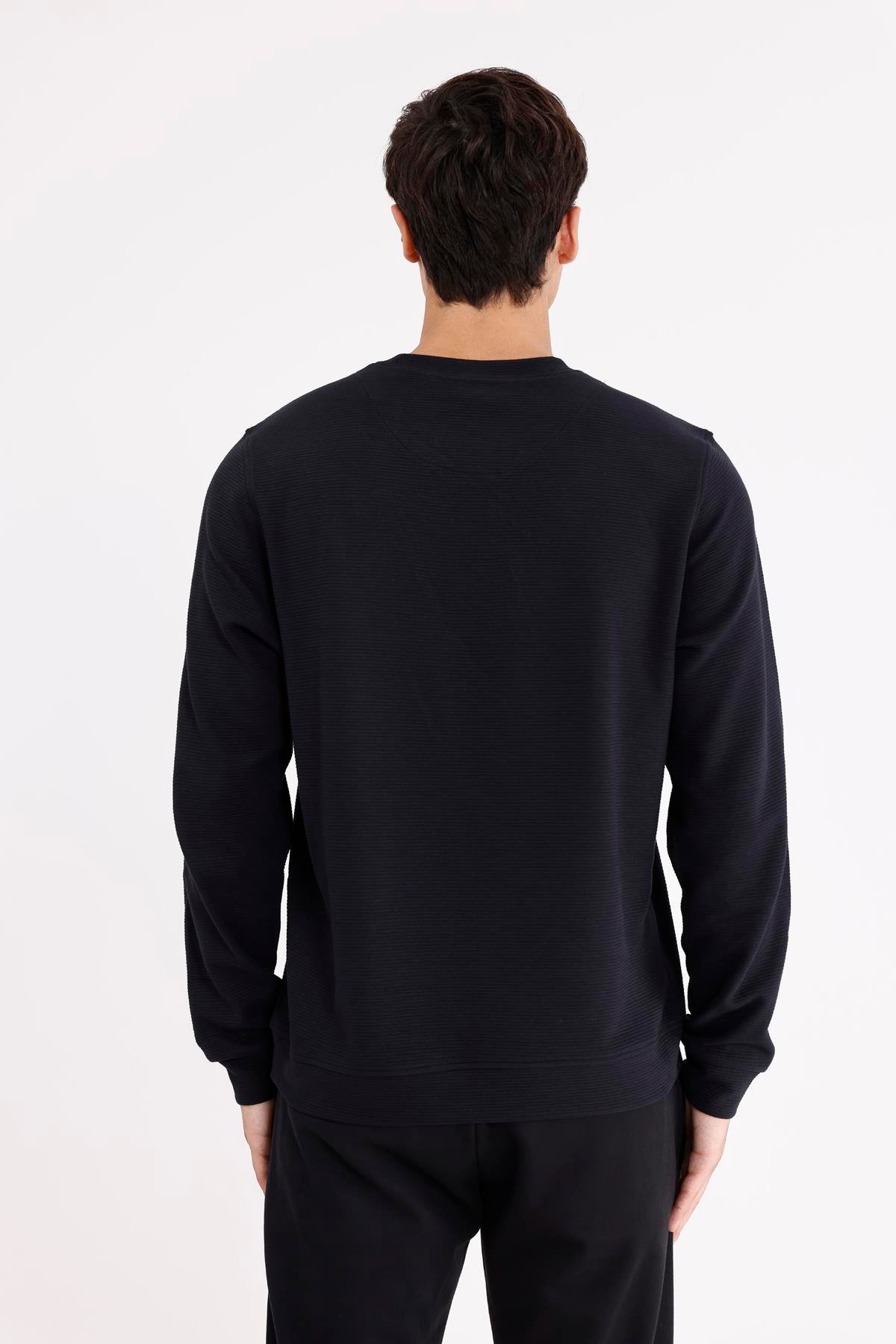 Yatay Dokulu Ottoman Yüzey Tonal Logo Detaylı Bisiklet Yaka Standart Kalıp Sweatshirt