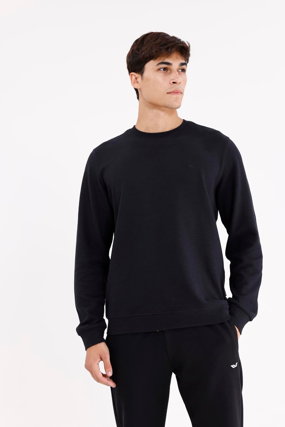 Yatay Dokulu Ottoman Yüzey Tonal Logo Detaylı Bisiklet Yaka Standart Kalıp Sweatshirt