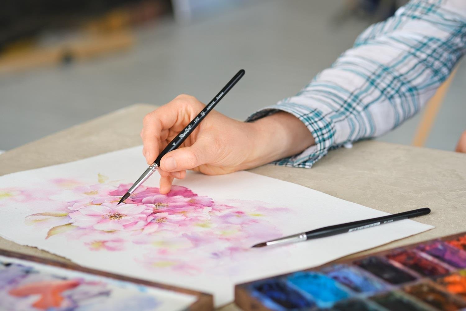 Roubloff Seri 141F Sincap Kılı Yuvarlak Fırçalar