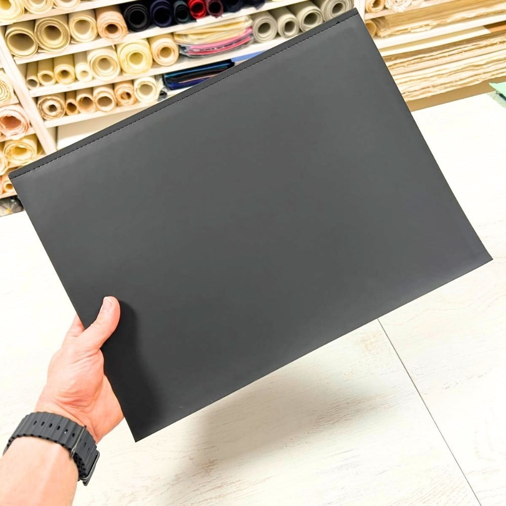 Tiryakiart Yazı Altlığı Suni Deri Sert Kapaklı 30x40 cm Siyah