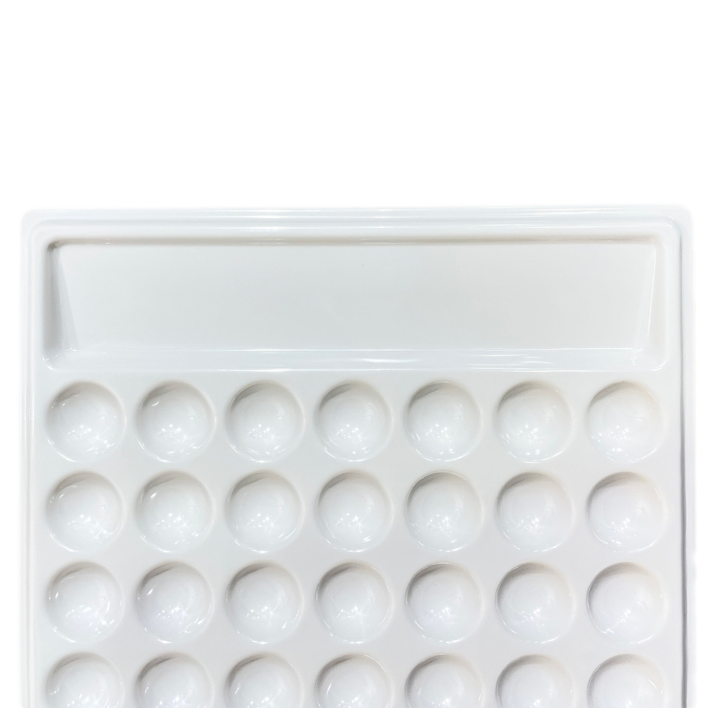 Vera Sanat Sert Plastik Palet 28 Godeli Fırça Bölmeli 15x18 cm