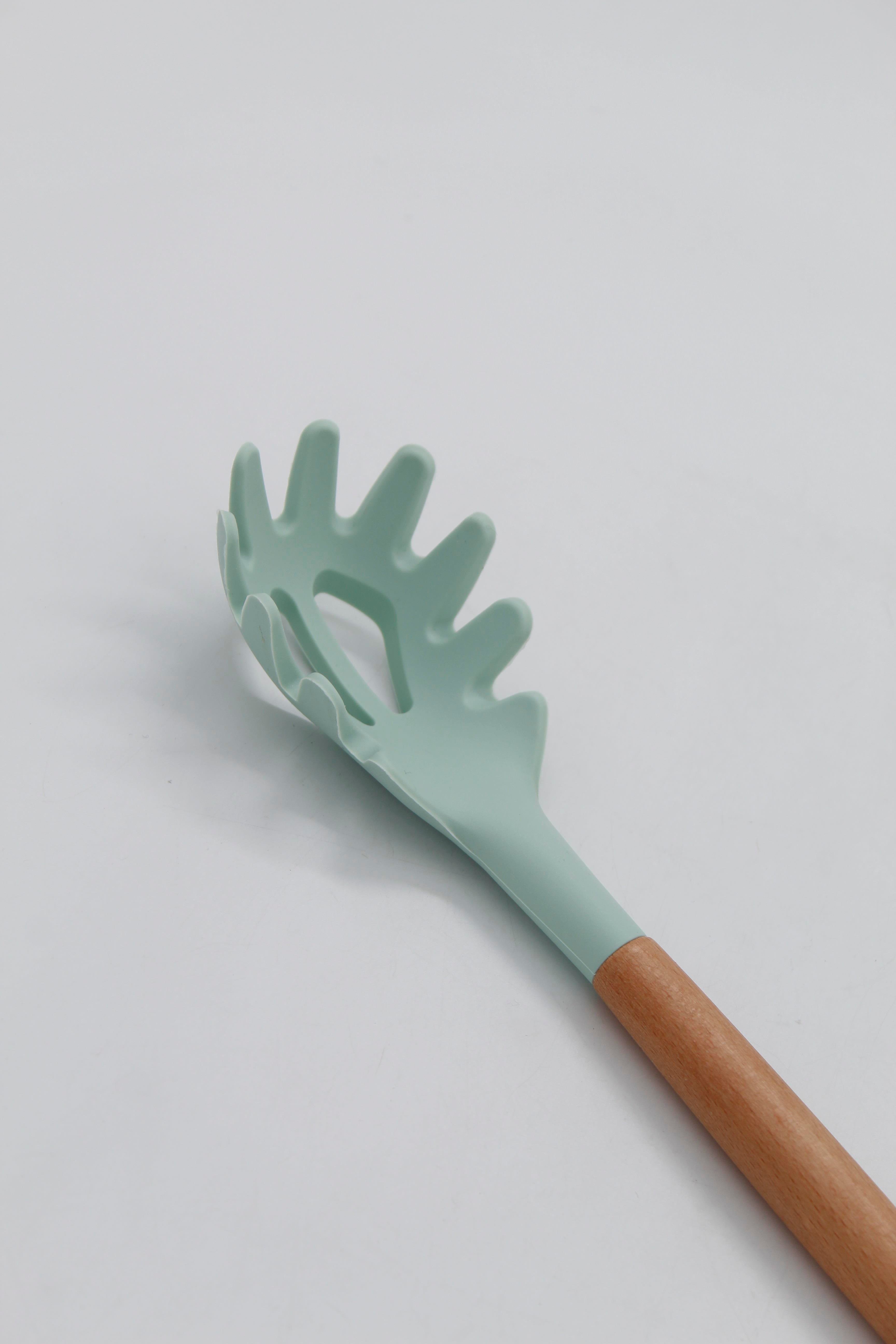 Bambu Saplı Füme Silikon Spagetti Servis Kaşığı