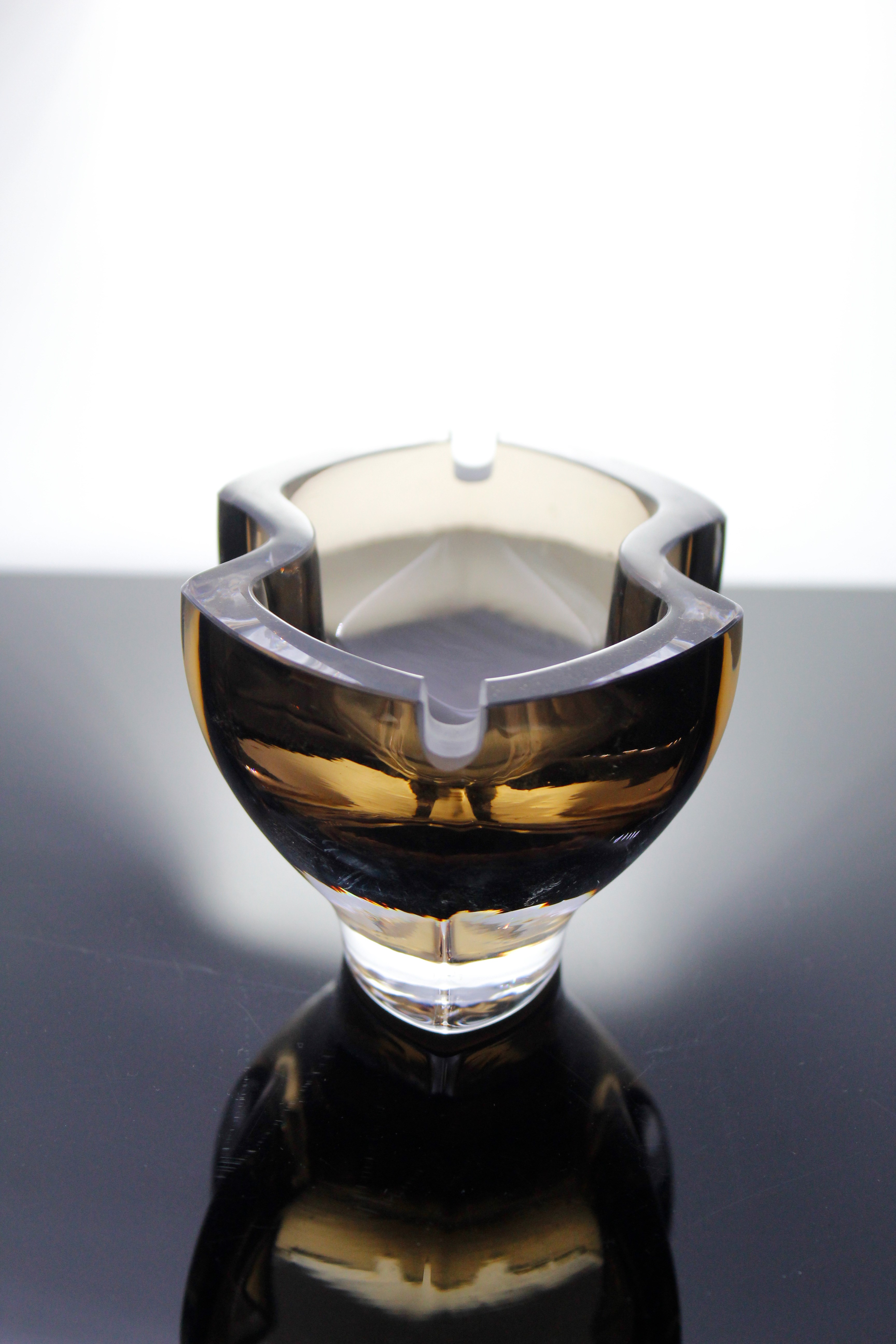 Paşabahçe Denizli Cam El İmalat Kristal Küllük Karamel 1 Adet 1008950 23166
