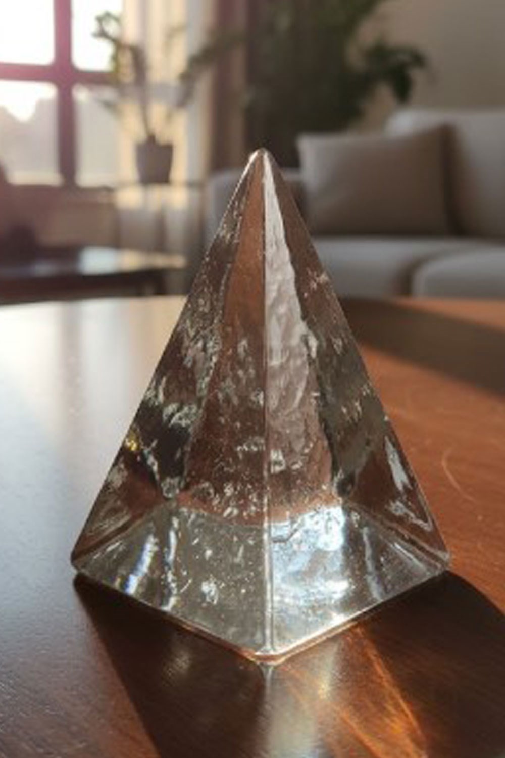 Paşabahçe Kristal El imalatı Pramit Ağırlık, Obje 11 cm 25999
