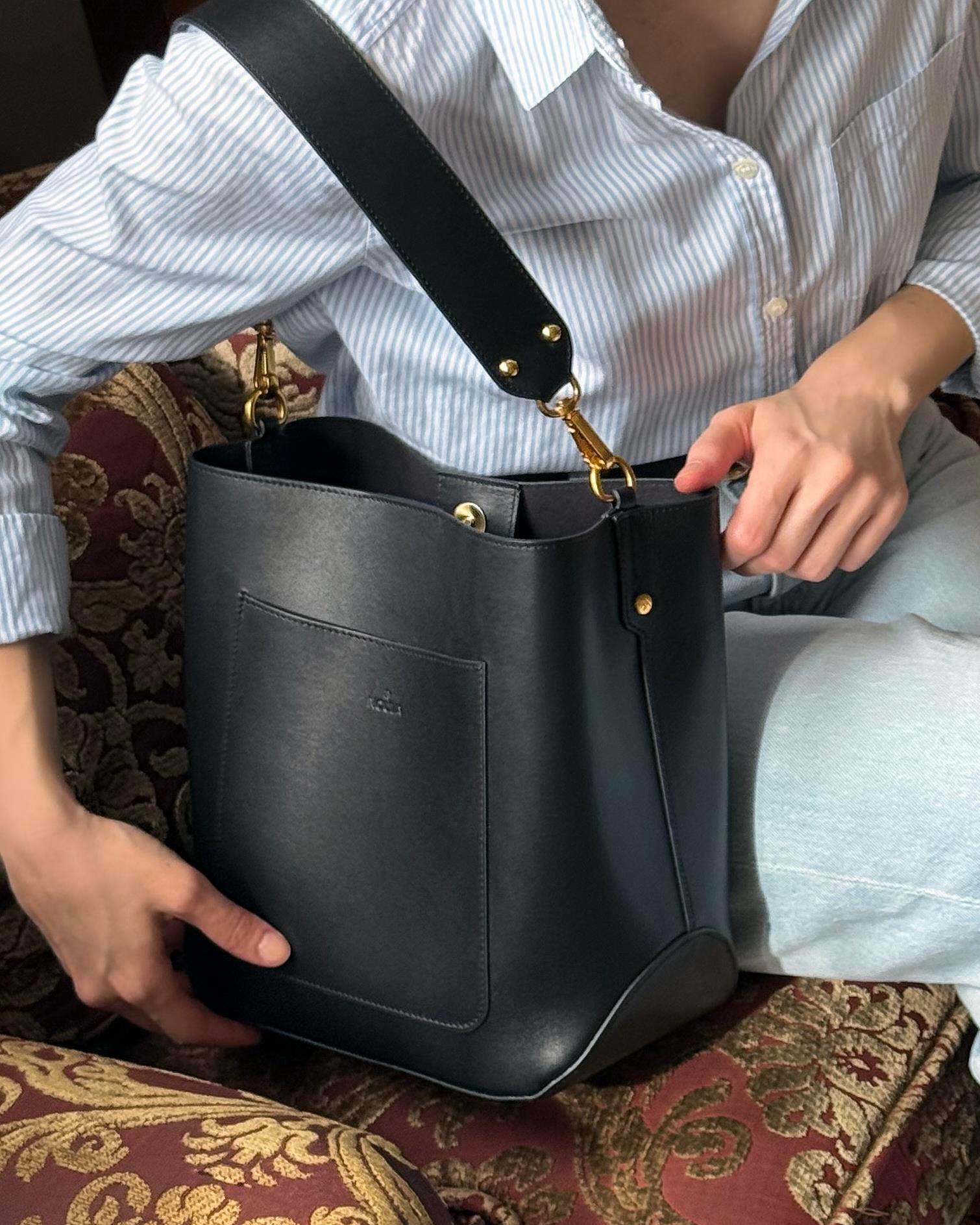 ÇİFT ASKILI DERİ BUCKET ÇANTA SİYAH