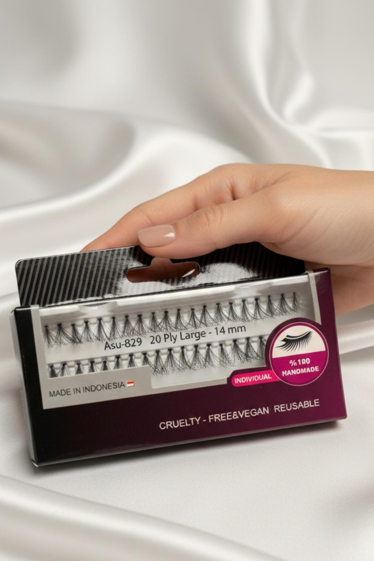 Kadın doğal Görünümlü Takma Kirpik