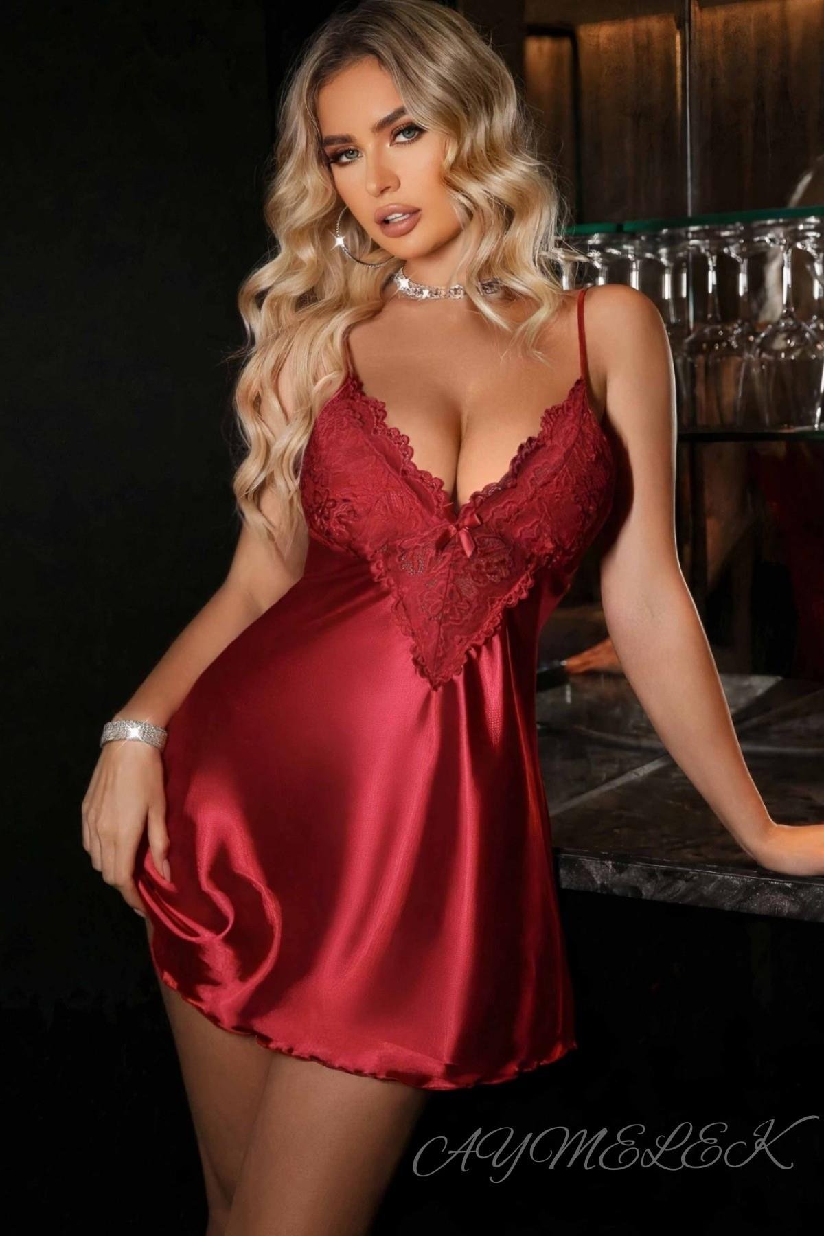 Kadın Gecelik Lüx Kumaş Dantel Detaylı Fantazi Takım Çeyizlik İç Giyim