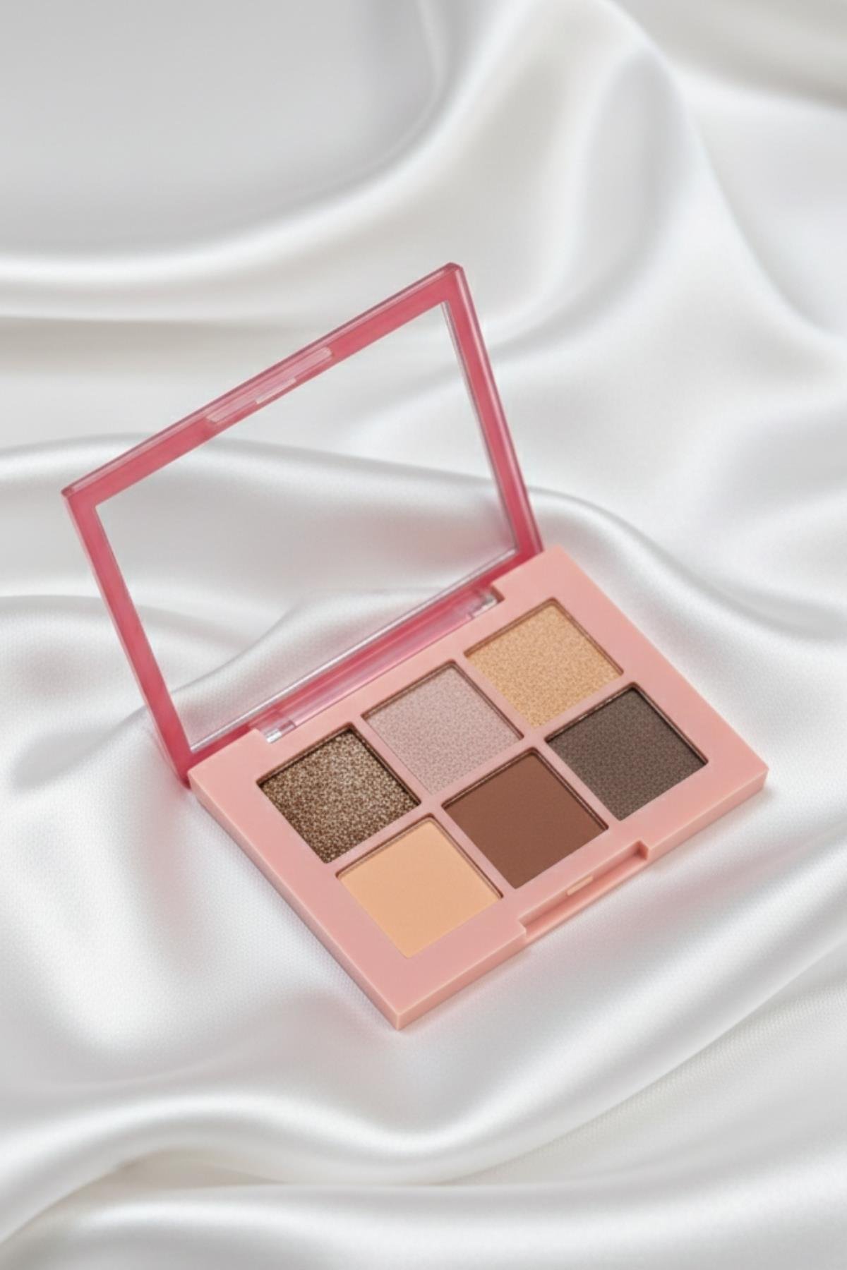 Kadın Kozmetik 6`lı Simli Soft Renkli Göz Far Paleti