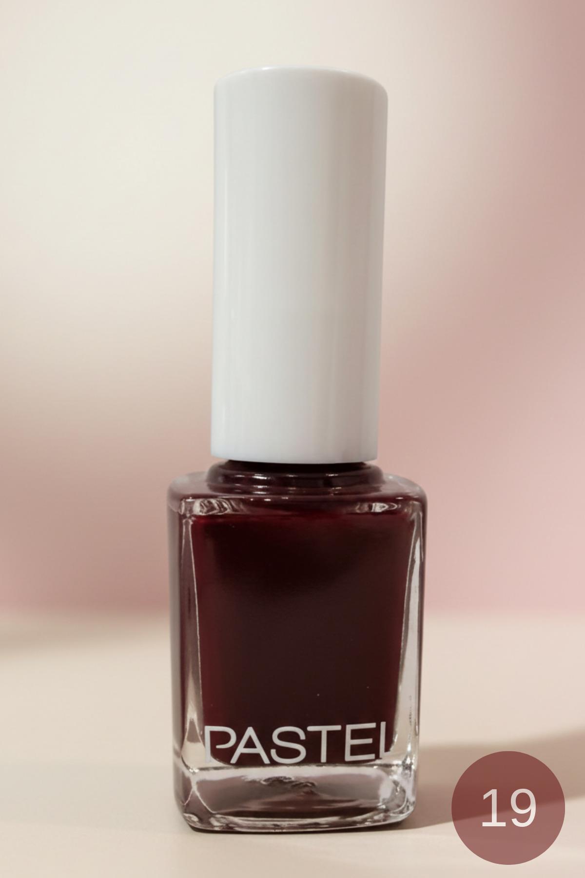 Kadın Tırnak Bakımı (Oje+Tırnak Bakım Yağı+ Çift Yönlü Törpü) 3`lü Set