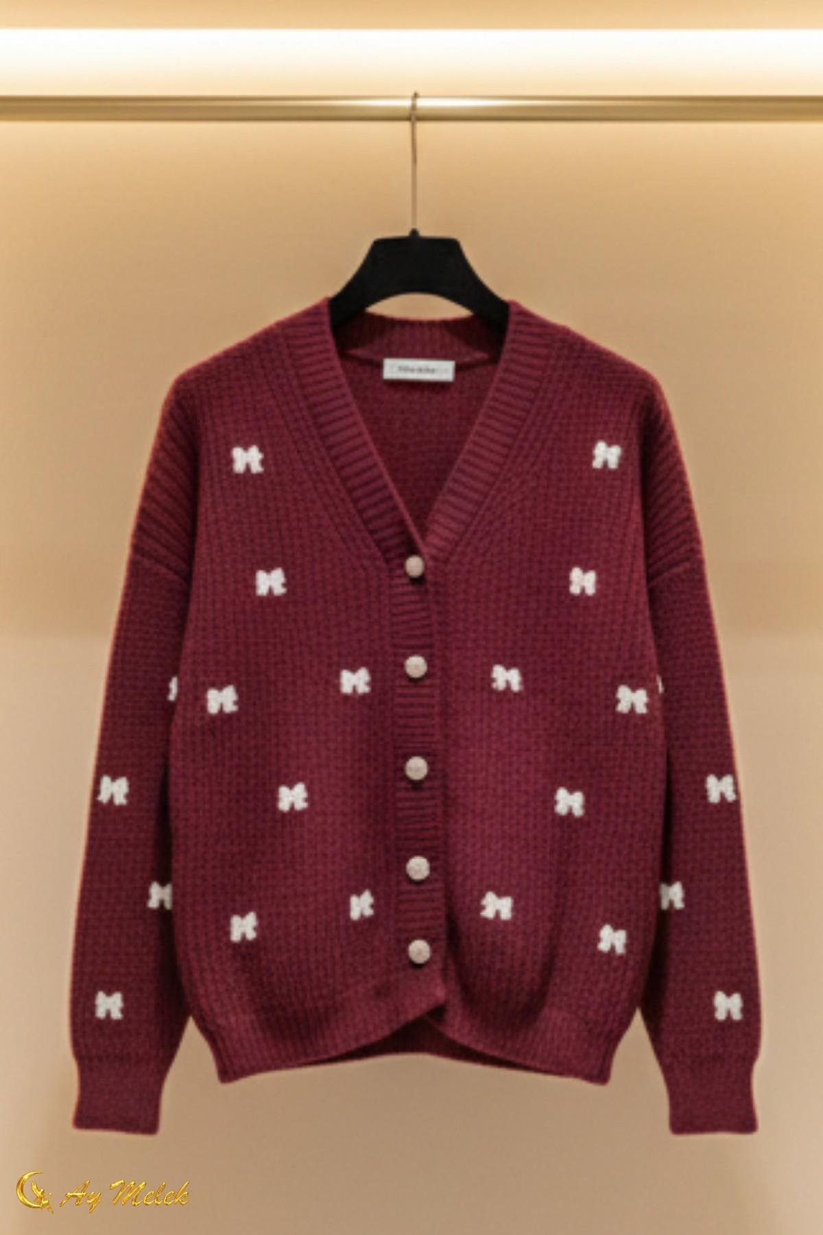 Kadın Triko Hırka Düğmeli V Yaka Kısa Fiyonk Detaylı Dokulu Hırka