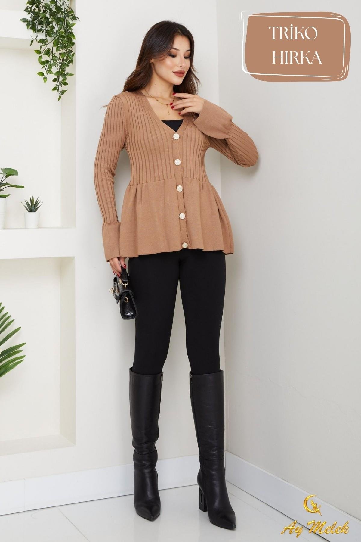 Kadın Triko V Yaka Uzun Kollu Fit Kesim Düğmeli Hırka