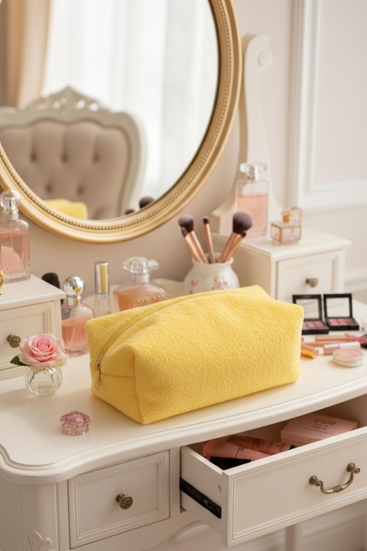 Yumuşak Peluş Makyaj Çantası Büyük Boy Seyahat ve Konforlu Çanta