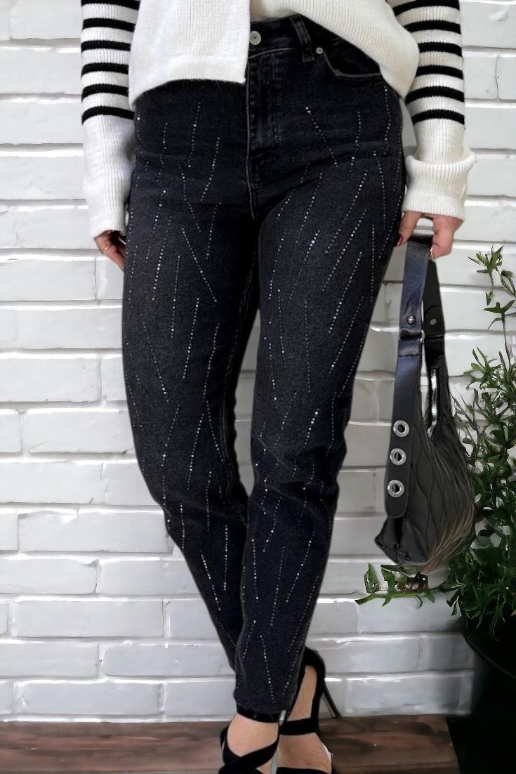 TAŞ İŞLEMELİ FULL LİKRALI MOM JEAN KOT PANTOLON