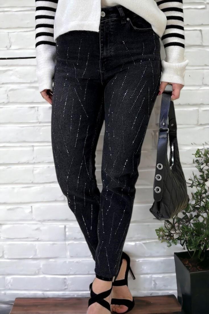 TAŞ İŞLEMELİ FULL LİKRALI MOM JEAN KOT PANTOLON