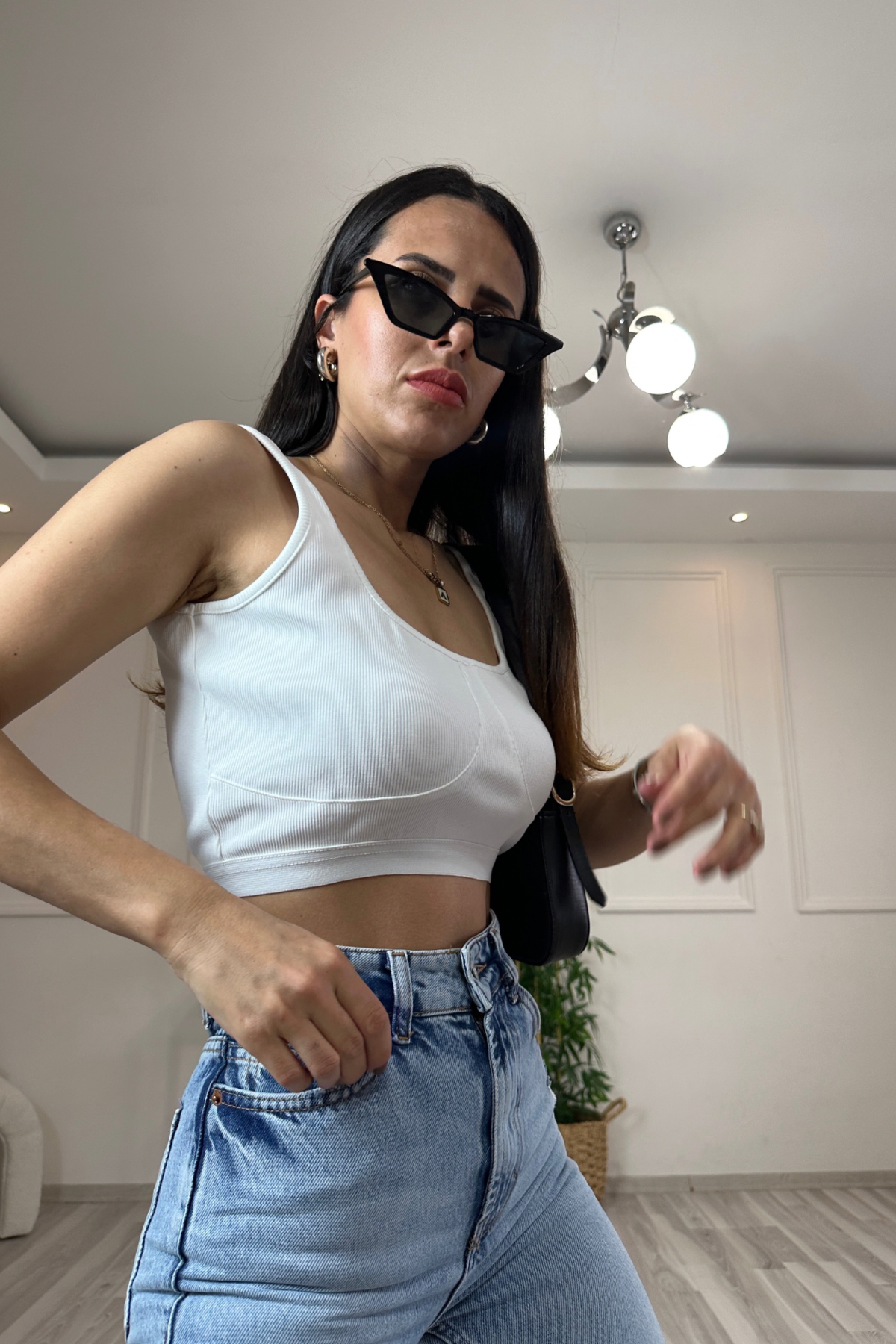 Beyaz Sta Fitilli Sırtı Açık Crop