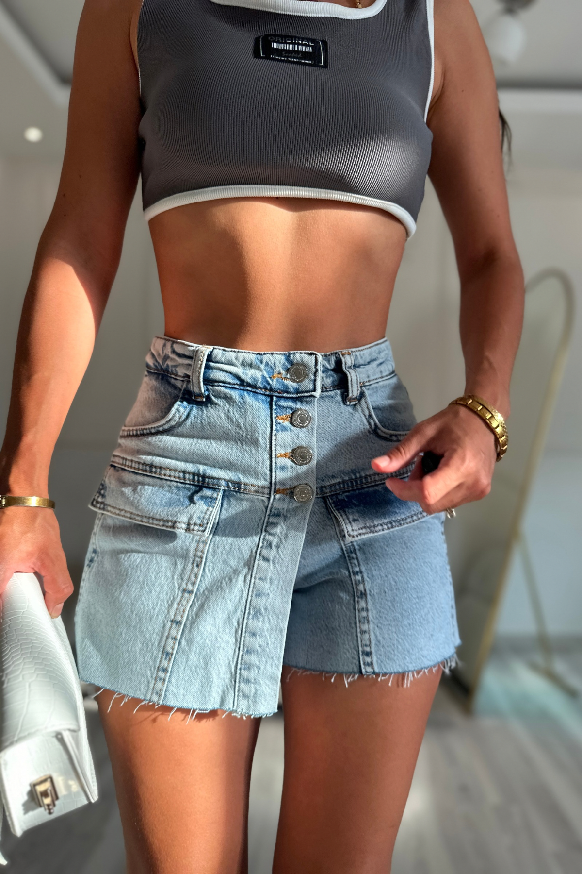 Light Blue Düğmeli Denim Şort