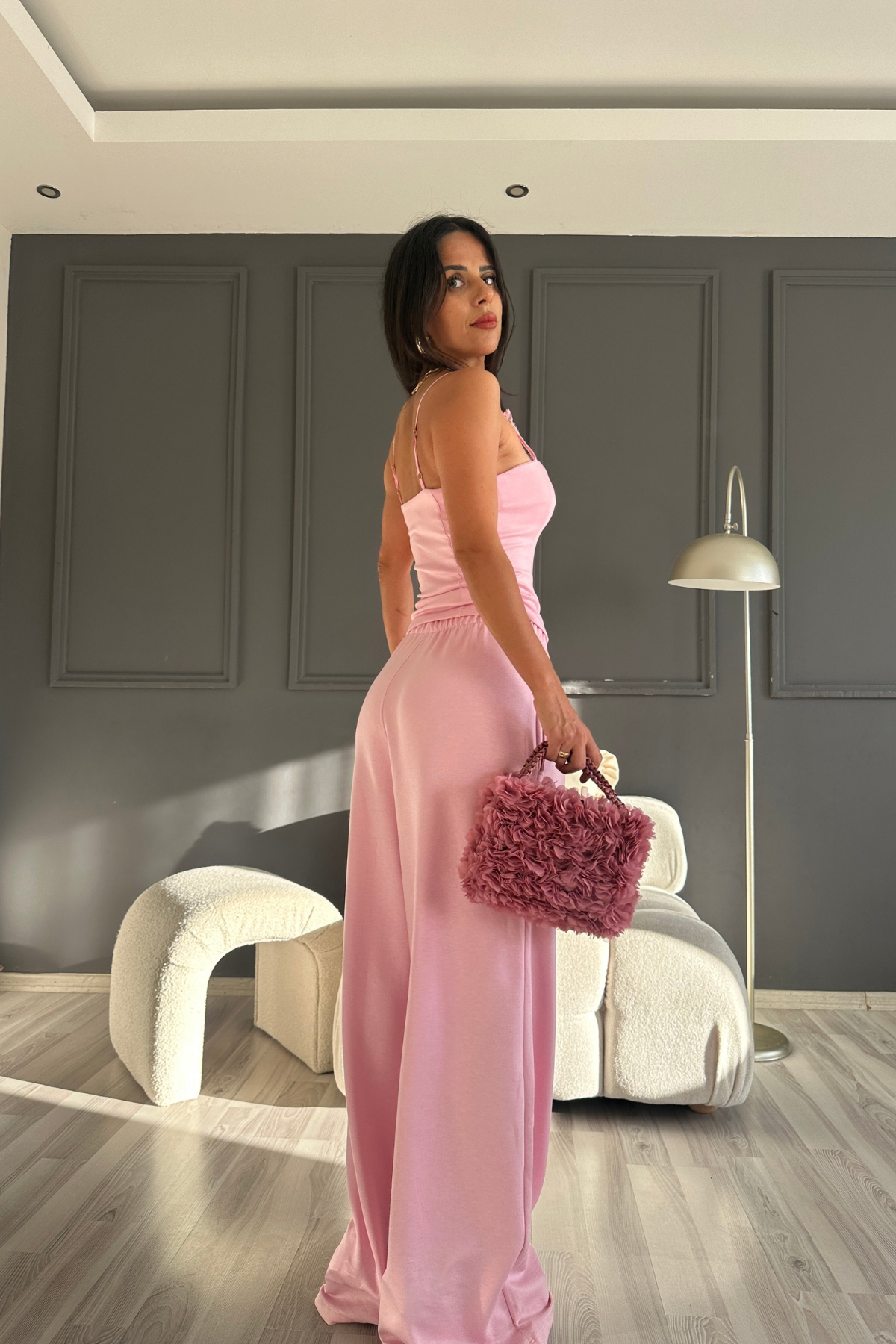 Pembe  Dantel Detaylı Askılı Modal Kumaş Takım