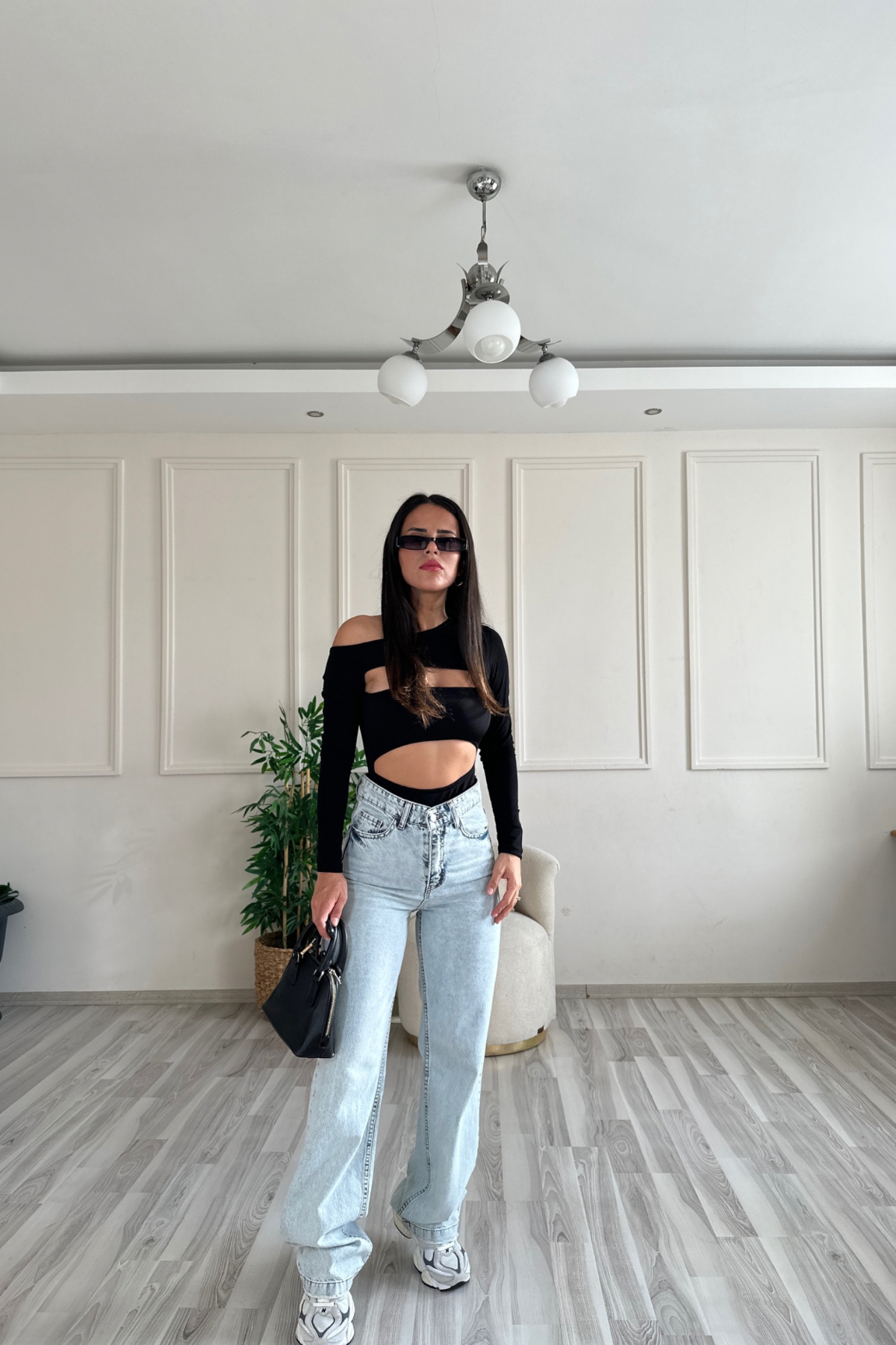 Siyah Pencereli Style Bodysuit