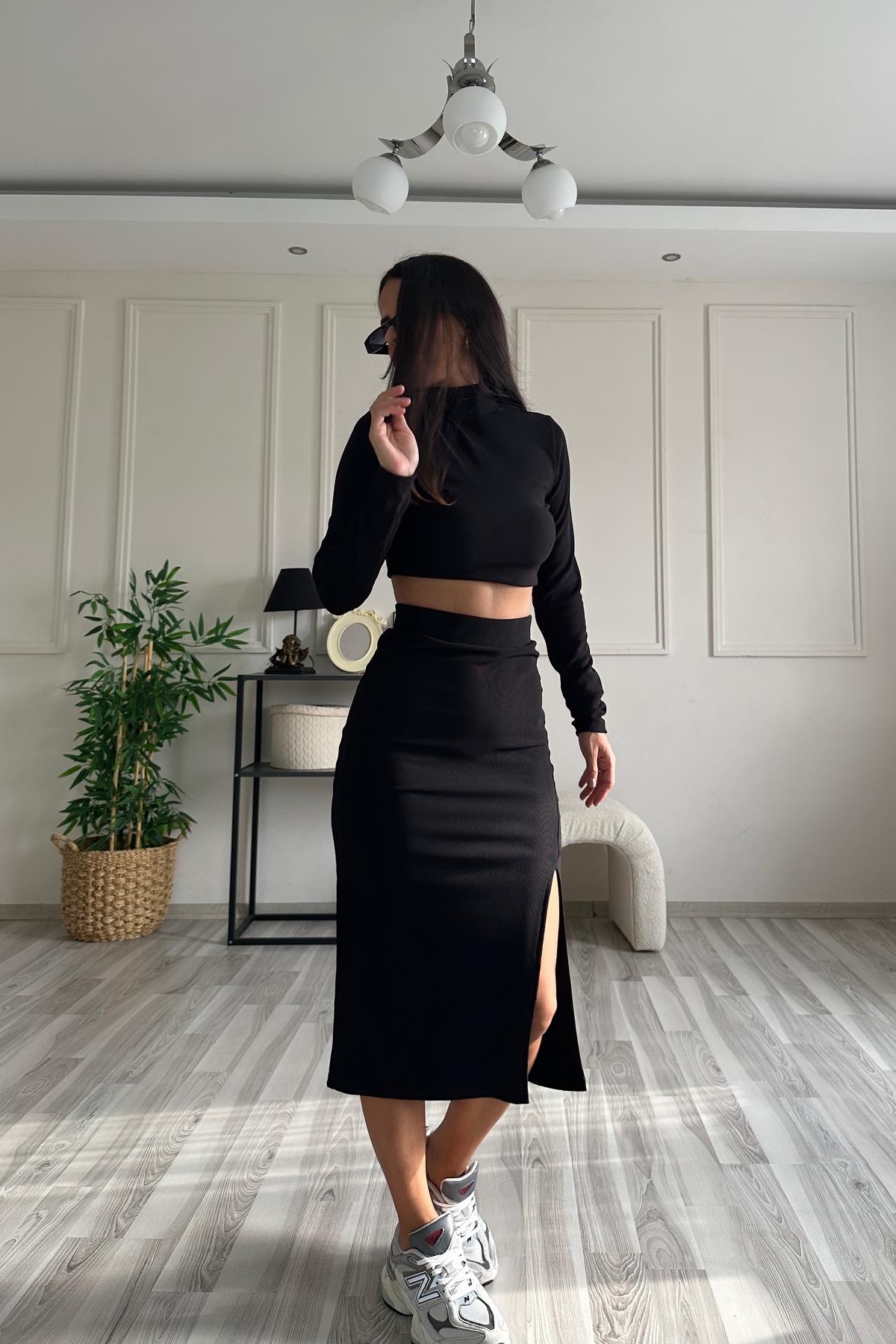 Yırtmaçlı Siyah Etek Crop Takım