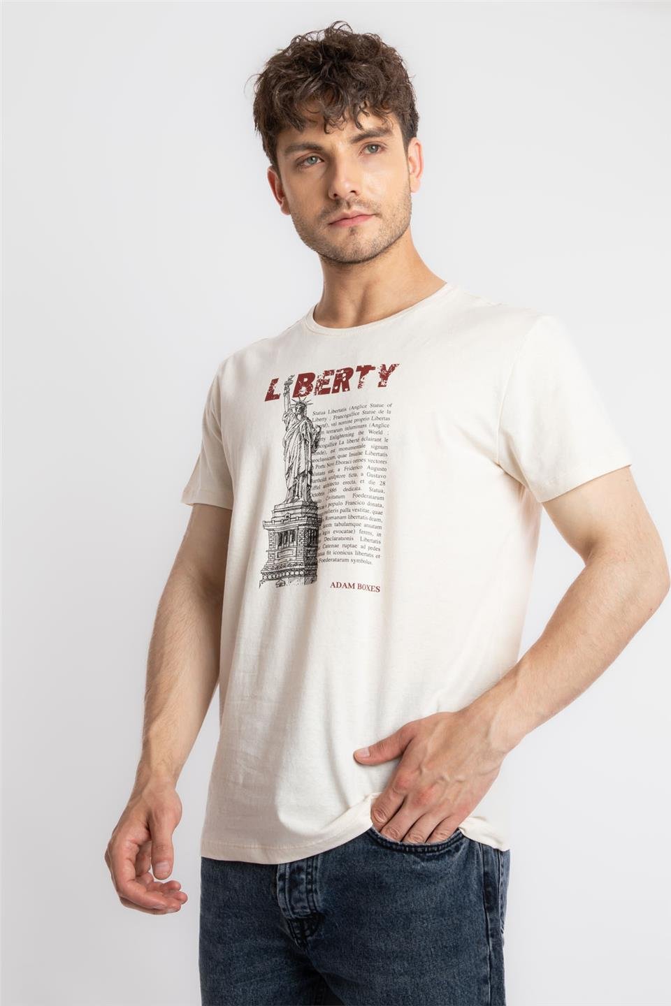 ADAM BOXESAdam Boxes Erkek/Unisex Baskılı O-Yaka T-shirt Libestatuas - Ham Pamuk