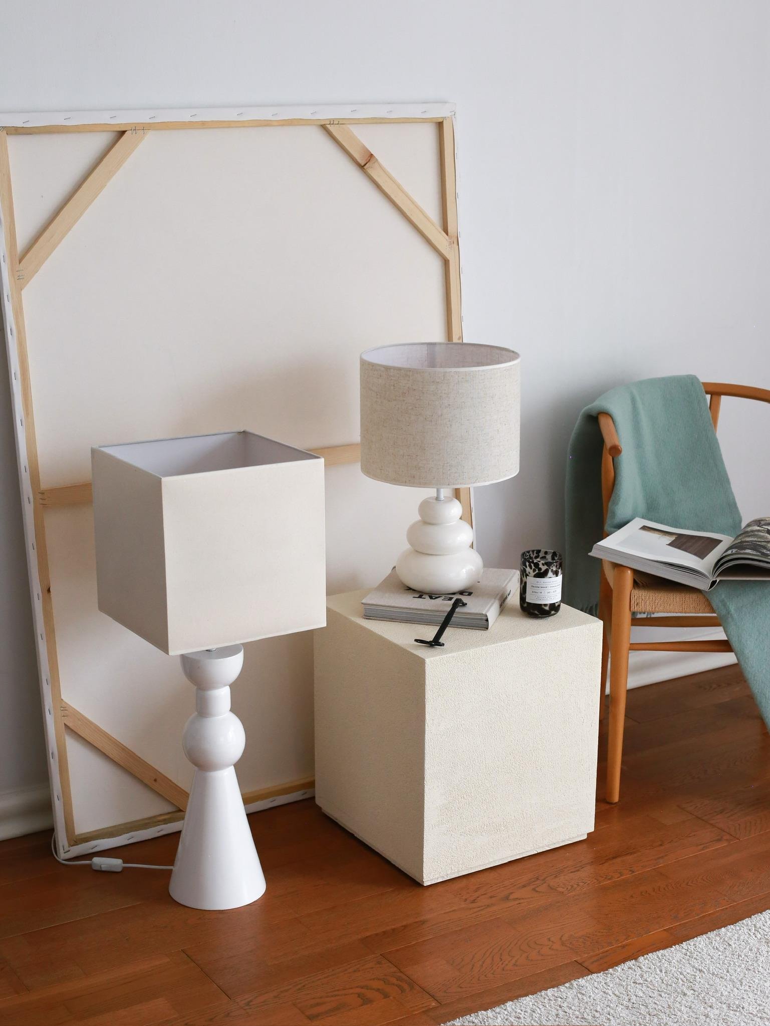 Agapi Beyaz Ahşap Abajur