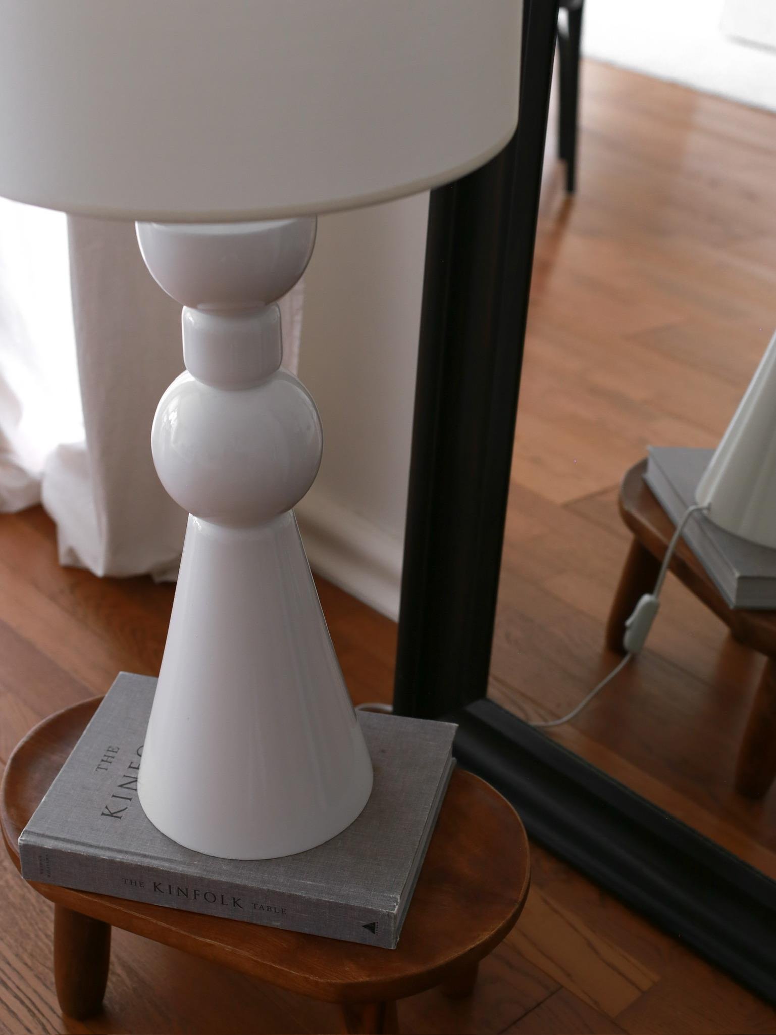 Agapi Beyaz Ahşap Abajur