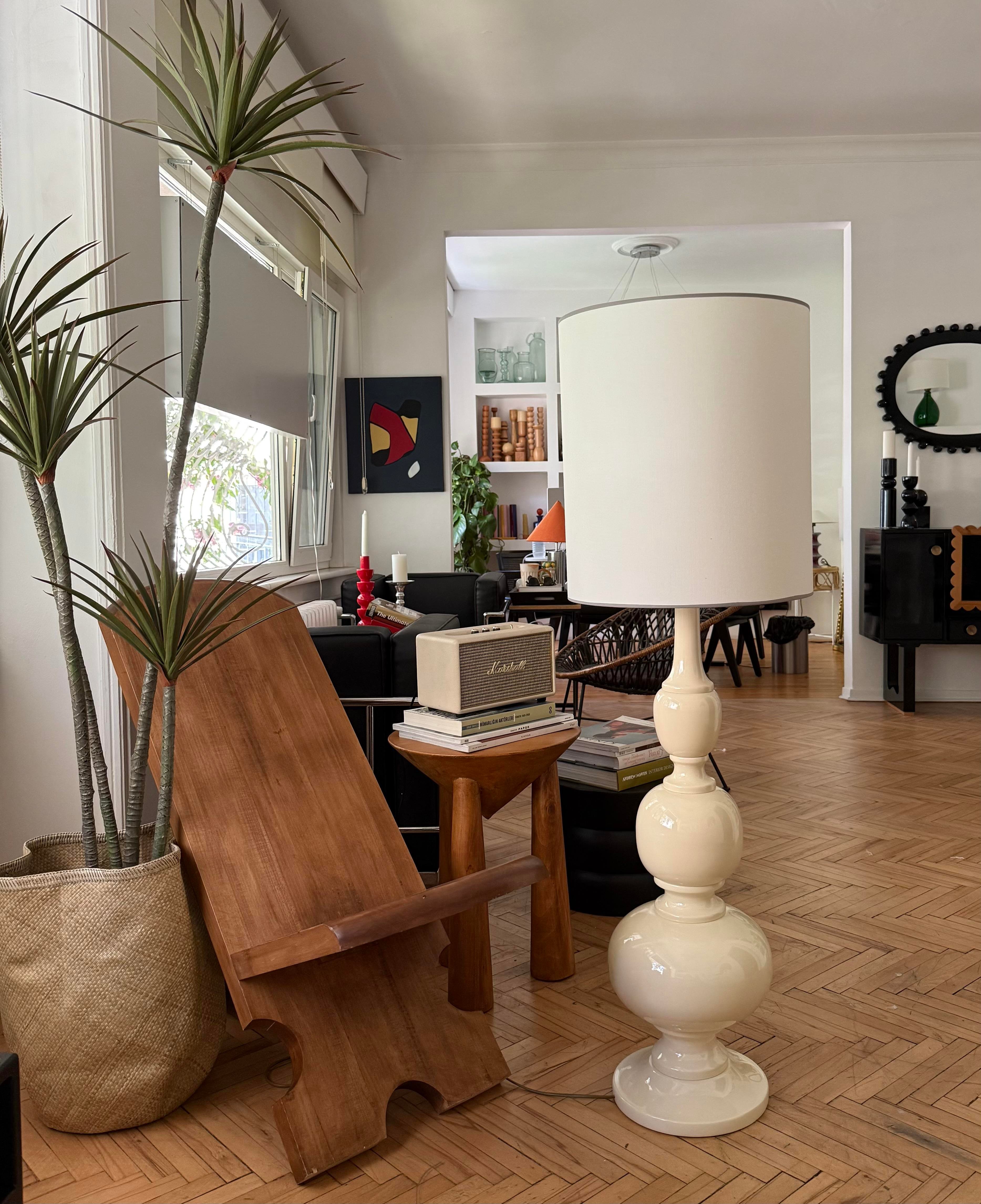 Amanda Krem Lambader