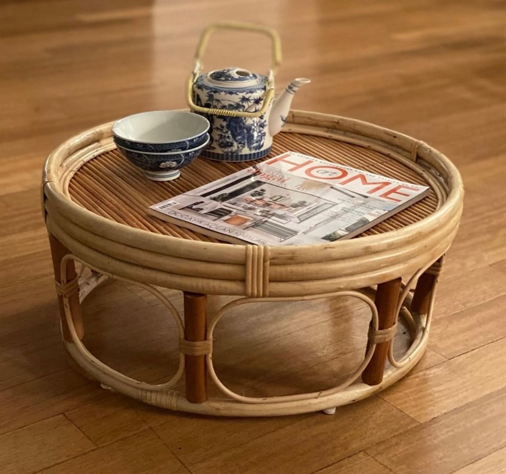 Daisy Table