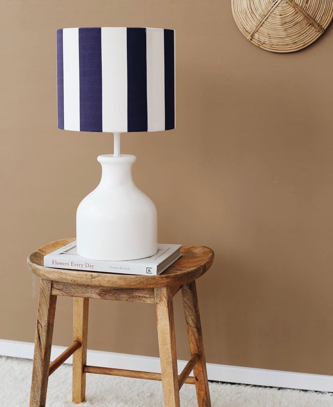DUMBELL LAMP