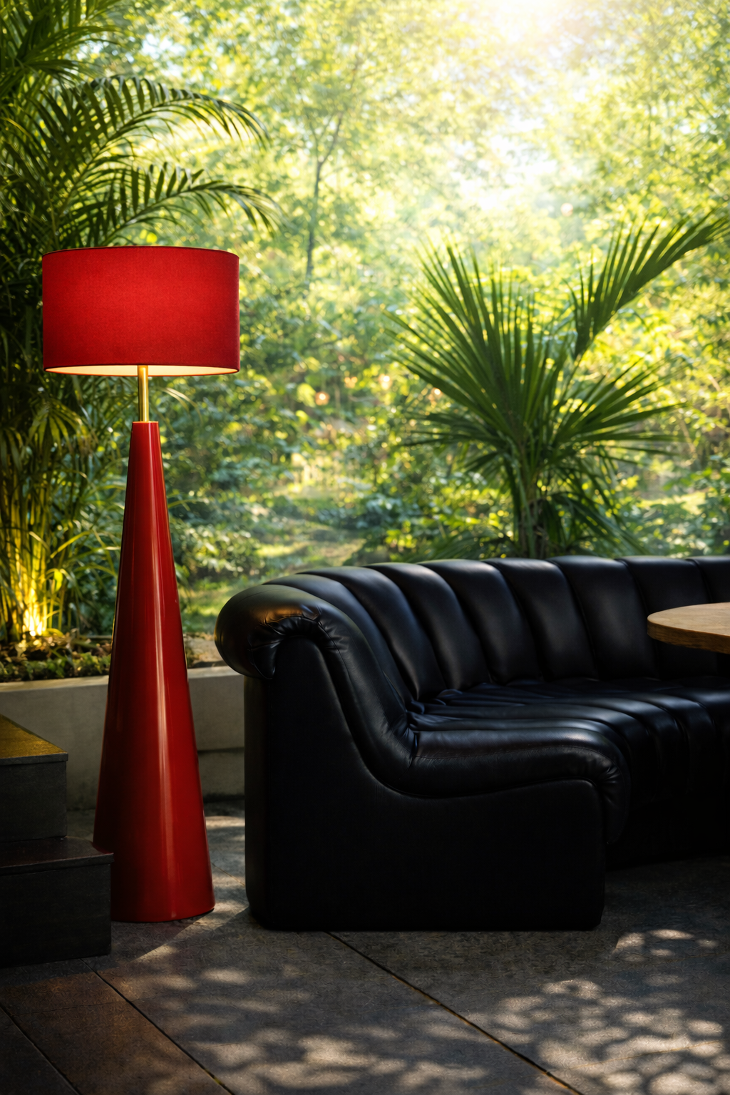 Kırmızı Madonna Lambader