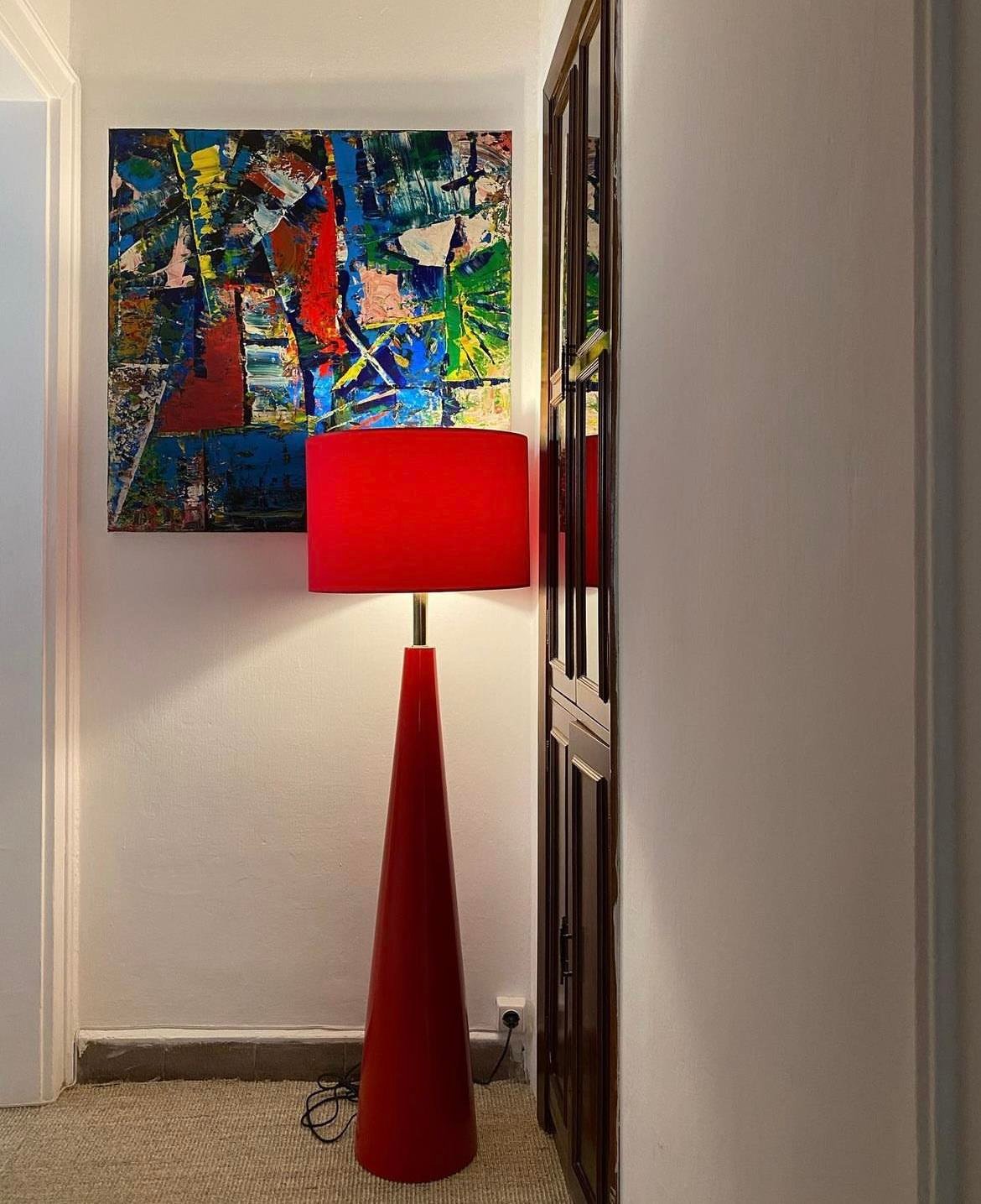 Kırmızı Madonna Lambader