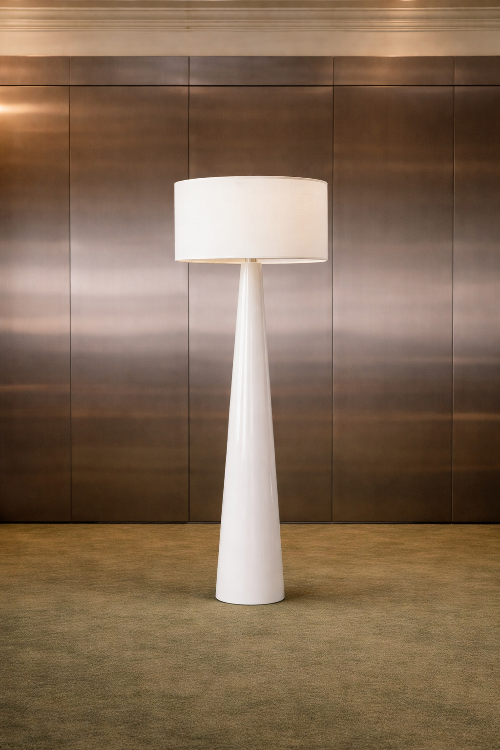 Madonna Beyaz Ahşap Lake Lambader