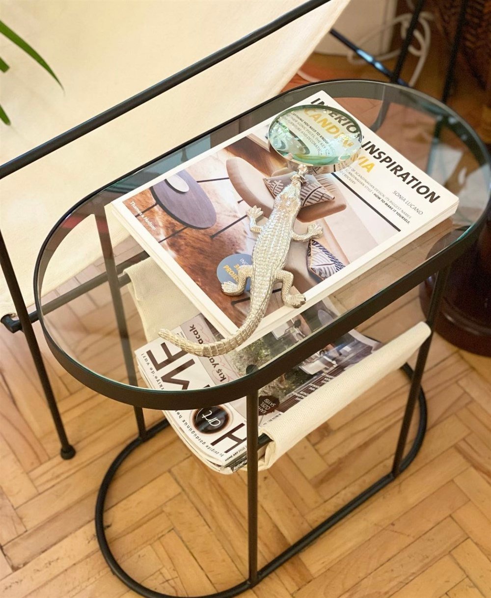 Minimal Metal Dergilikli Sehpa