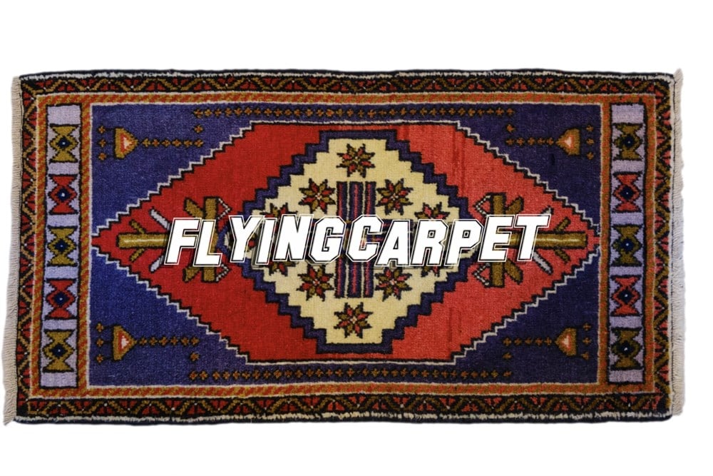 TAGS X TAPIS ''FLYING CARPET'' kilim